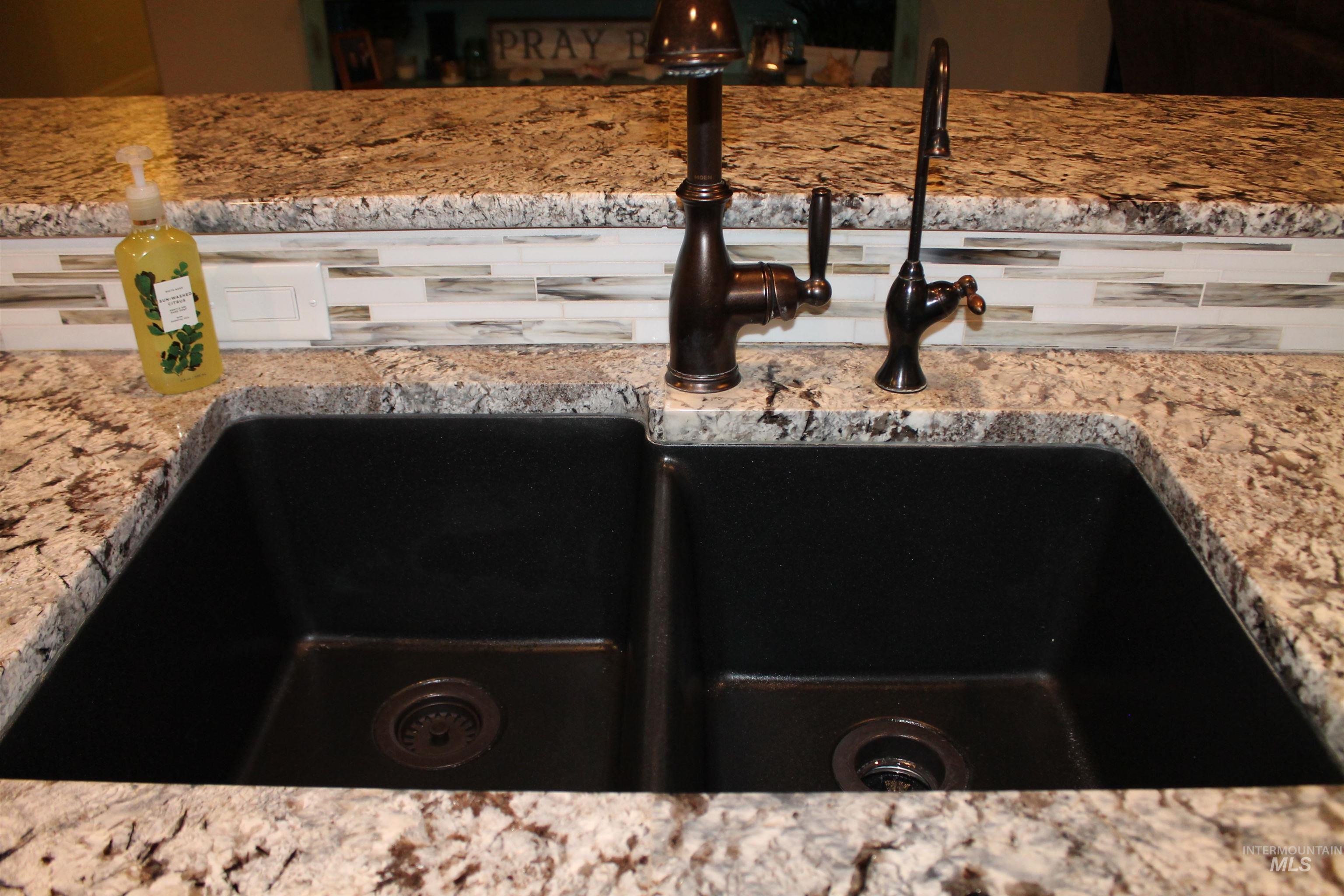 2464 E 3719 N, Twin Falls, Idaho 83301, 5 Bedrooms, 3.5 Bathrooms, Residential For Sale, Price $889,900, 98957043