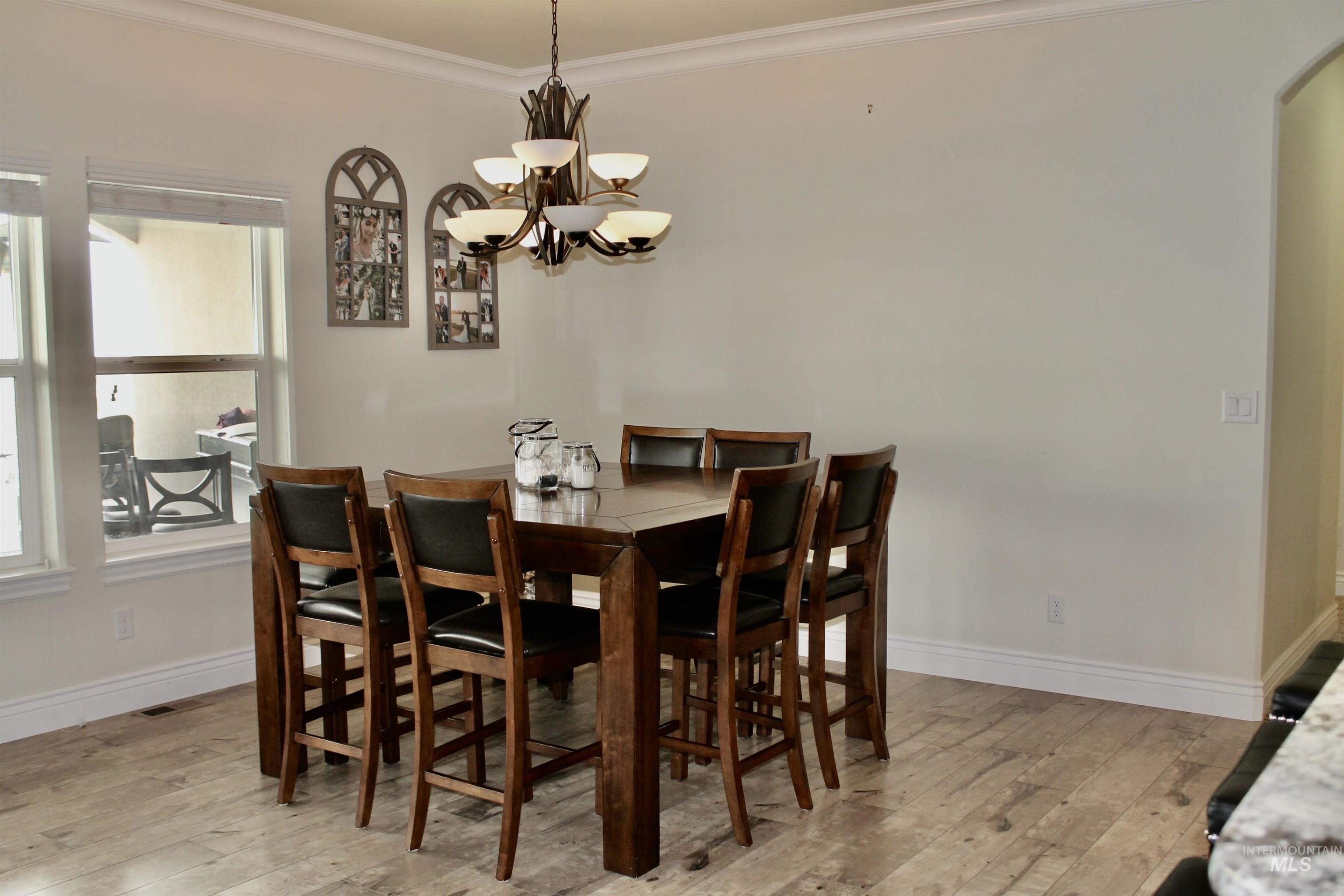 2464 E 3719 N, Twin Falls, Idaho 83301, 5 Bedrooms, 3.5 Bathrooms, Residential For Sale, Price $889,900, 98957043