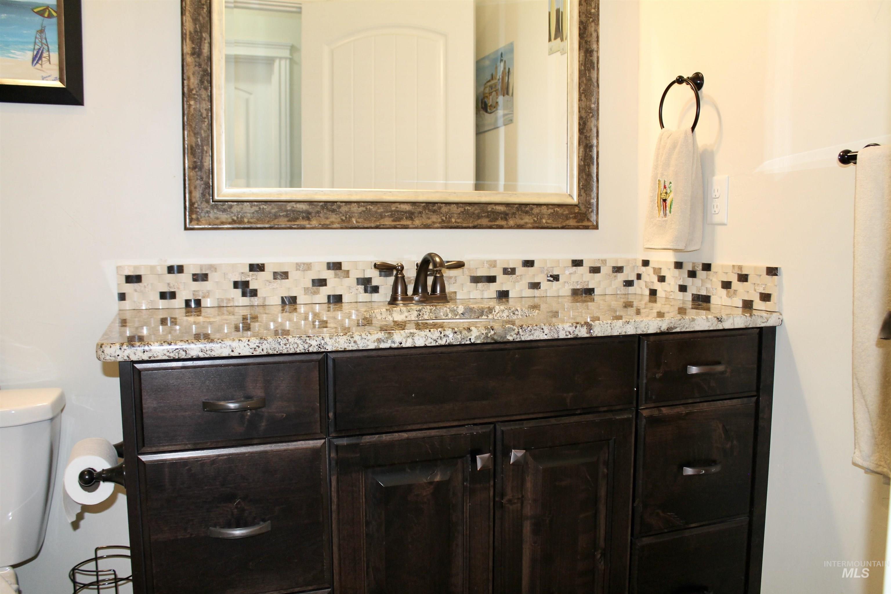 2464 E 3719 N, Twin Falls, Idaho 83301, 5 Bedrooms, 3.5 Bathrooms, Residential For Sale, Price $889,900, 98957043