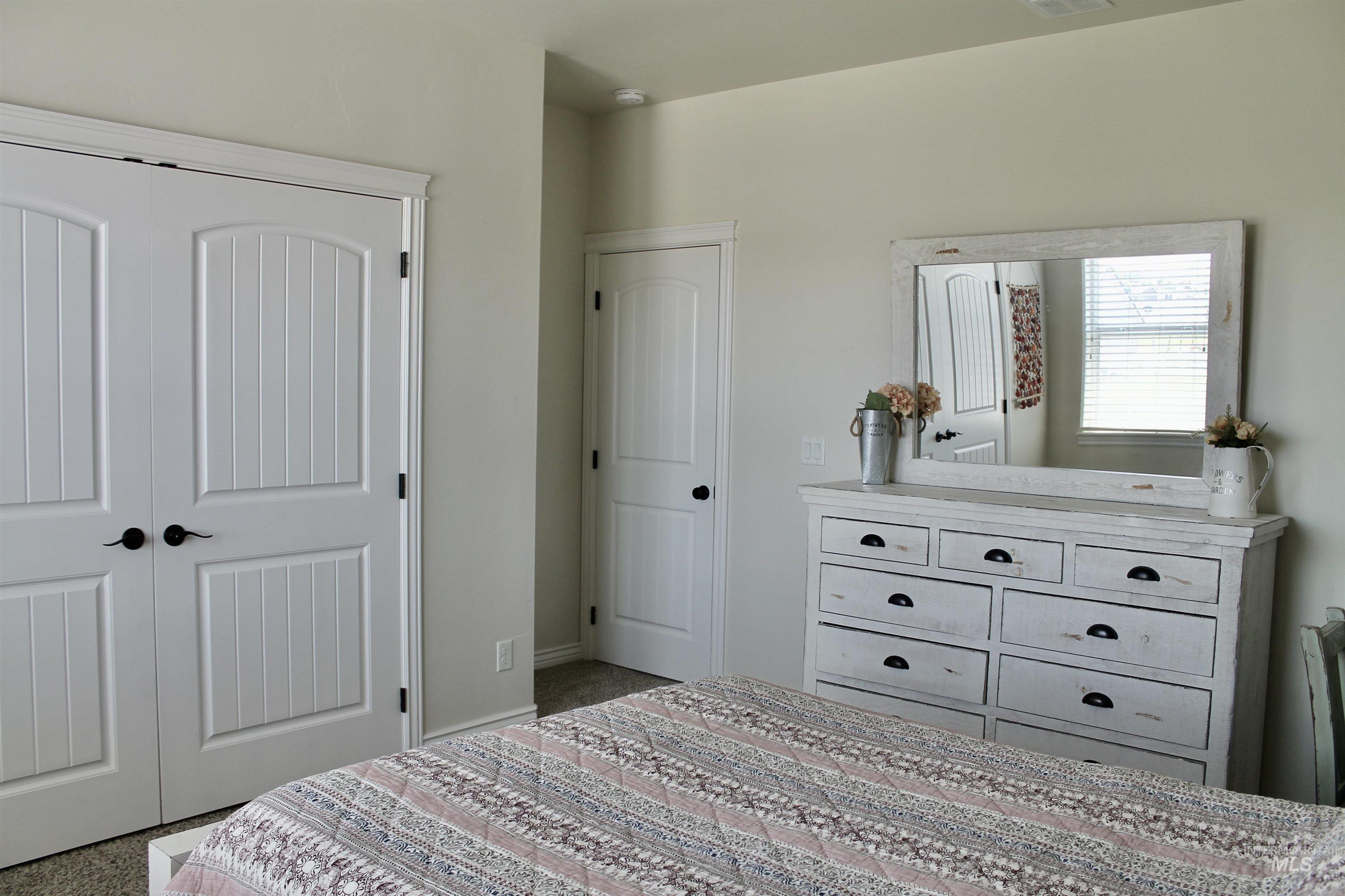 2464 E 3719 N, Twin Falls, Idaho 83301, 5 Bedrooms, 3.5 Bathrooms, Residential For Sale, Price $889,900, 98957043