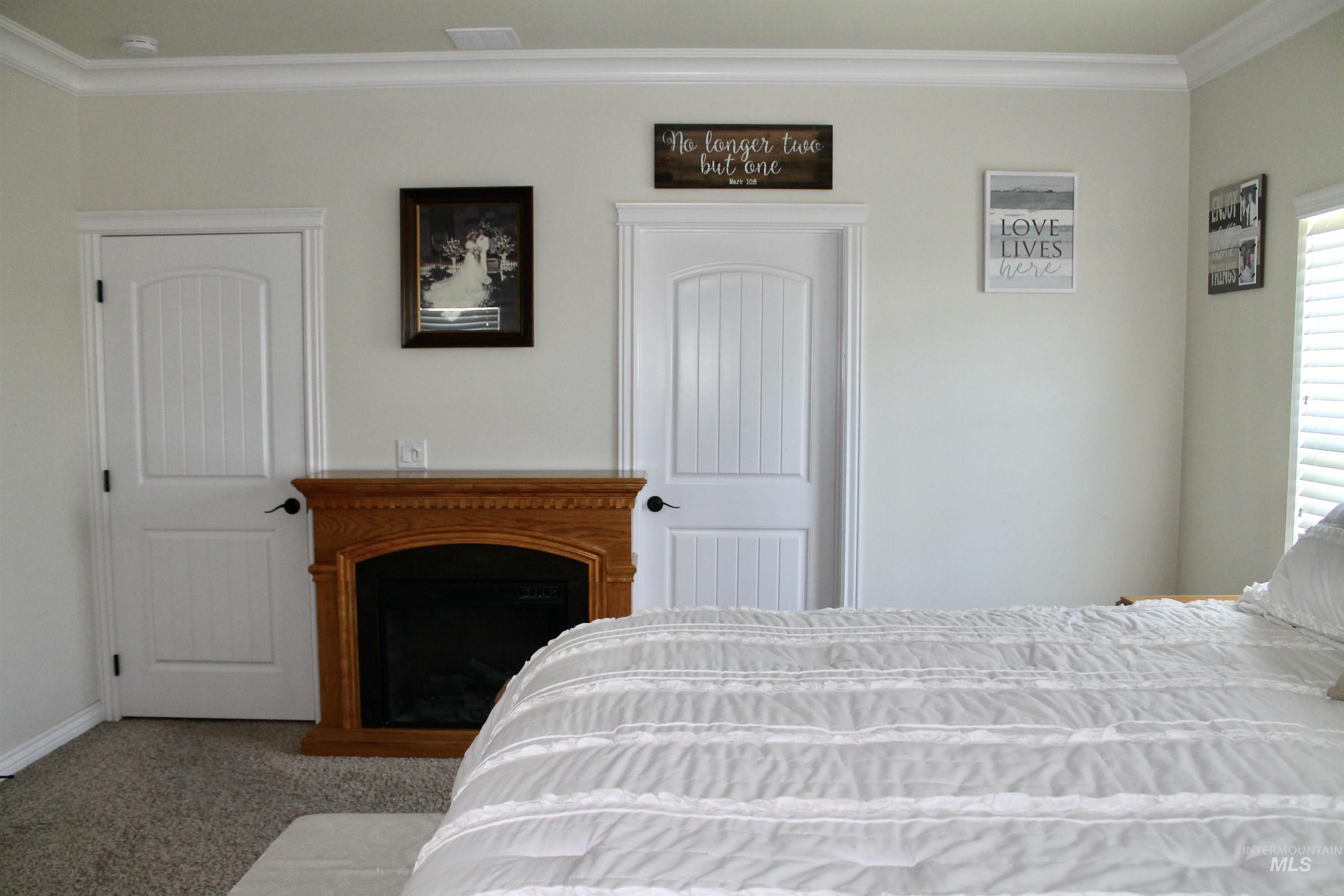 2464 E 3719 N, Twin Falls, Idaho 83301, 5 Bedrooms, 3.5 Bathrooms, Residential For Sale, Price $889,900, 98957043