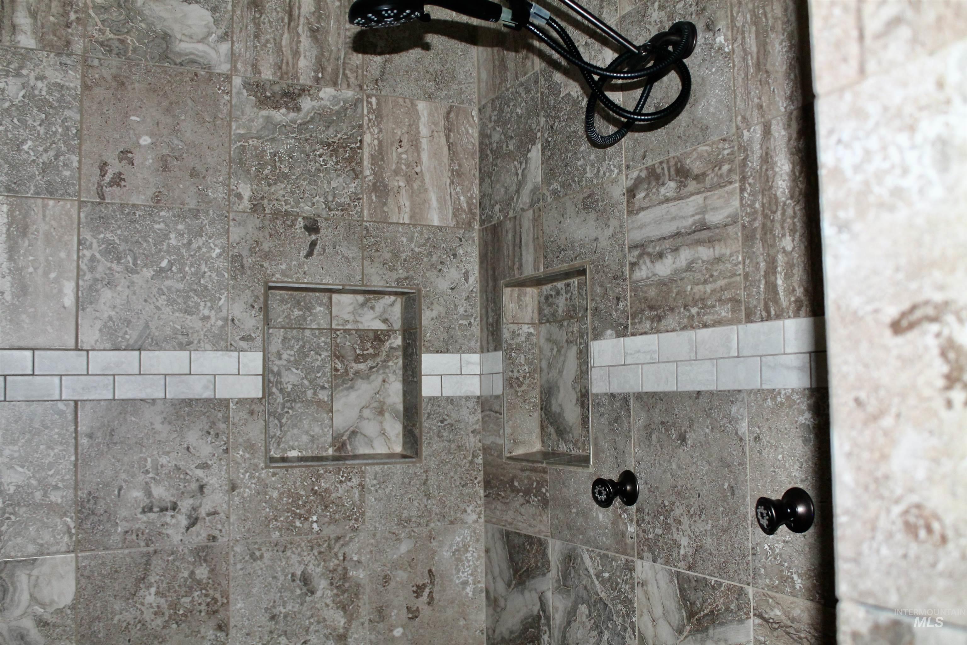 2464 E 3719 N, Twin Falls, Idaho 83301, 5 Bedrooms, 3.5 Bathrooms, Residential For Sale, Price $889,900, 98957043