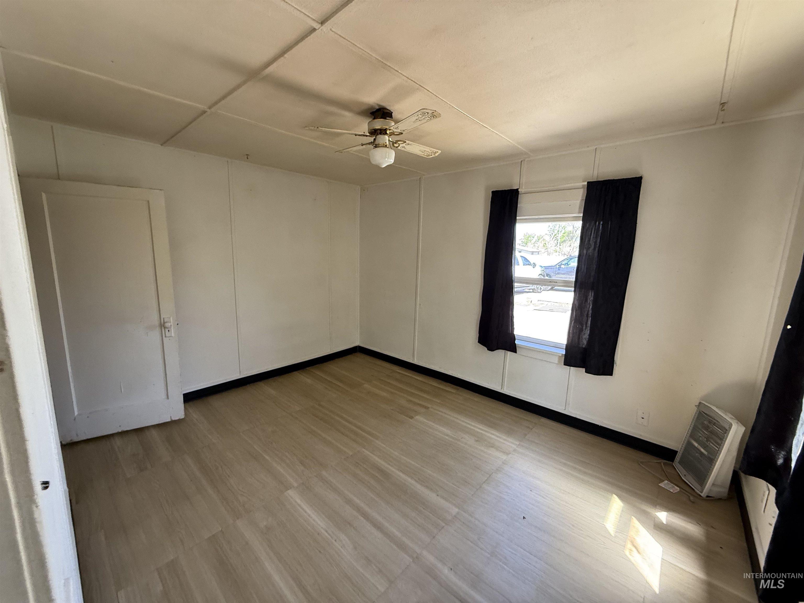 195 Washington St N, Twin Falls, Idaho 83301, 4 Bedrooms, 2.5 Bathrooms, Residential Income For Sale, Price $500,000,MLS 98957060