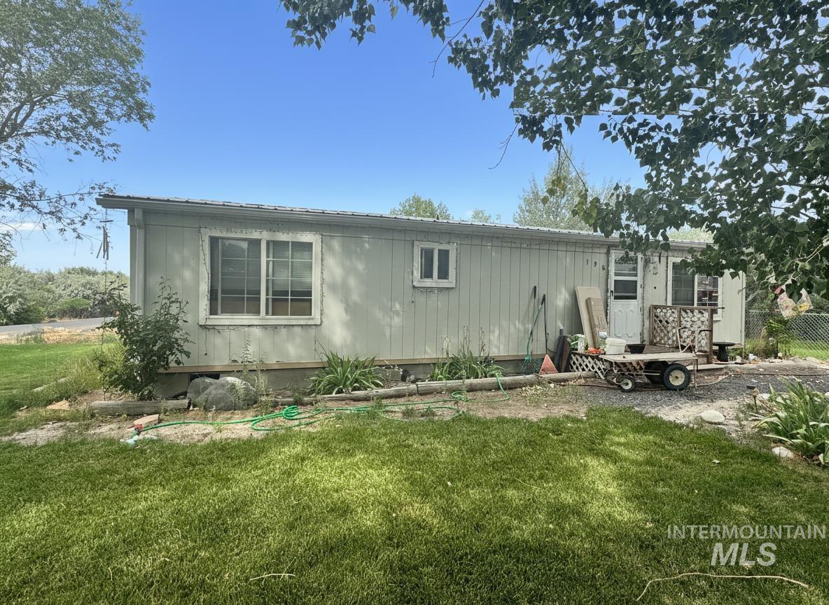 198 2nd Avenue South, Hagerman, Idaho 83332, 2 Bedrooms, 2 Bathrooms, Residential For Sale, Price $209,900, 98957085