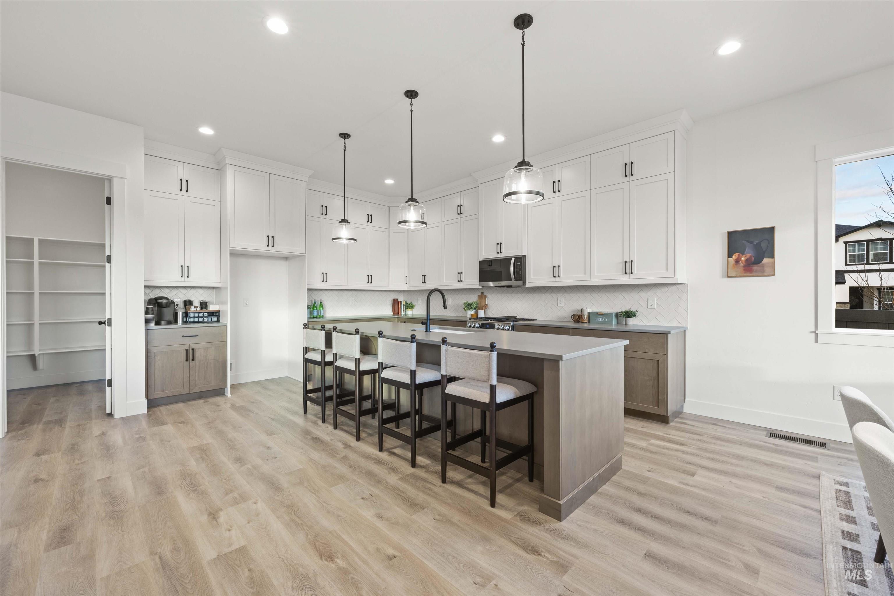 12596 S Lenora Pl., Nampa, Idaho 83686, 3 Bedrooms, 2.5 Bathrooms, Residential For Sale, Price $724,999,MLS 98957086