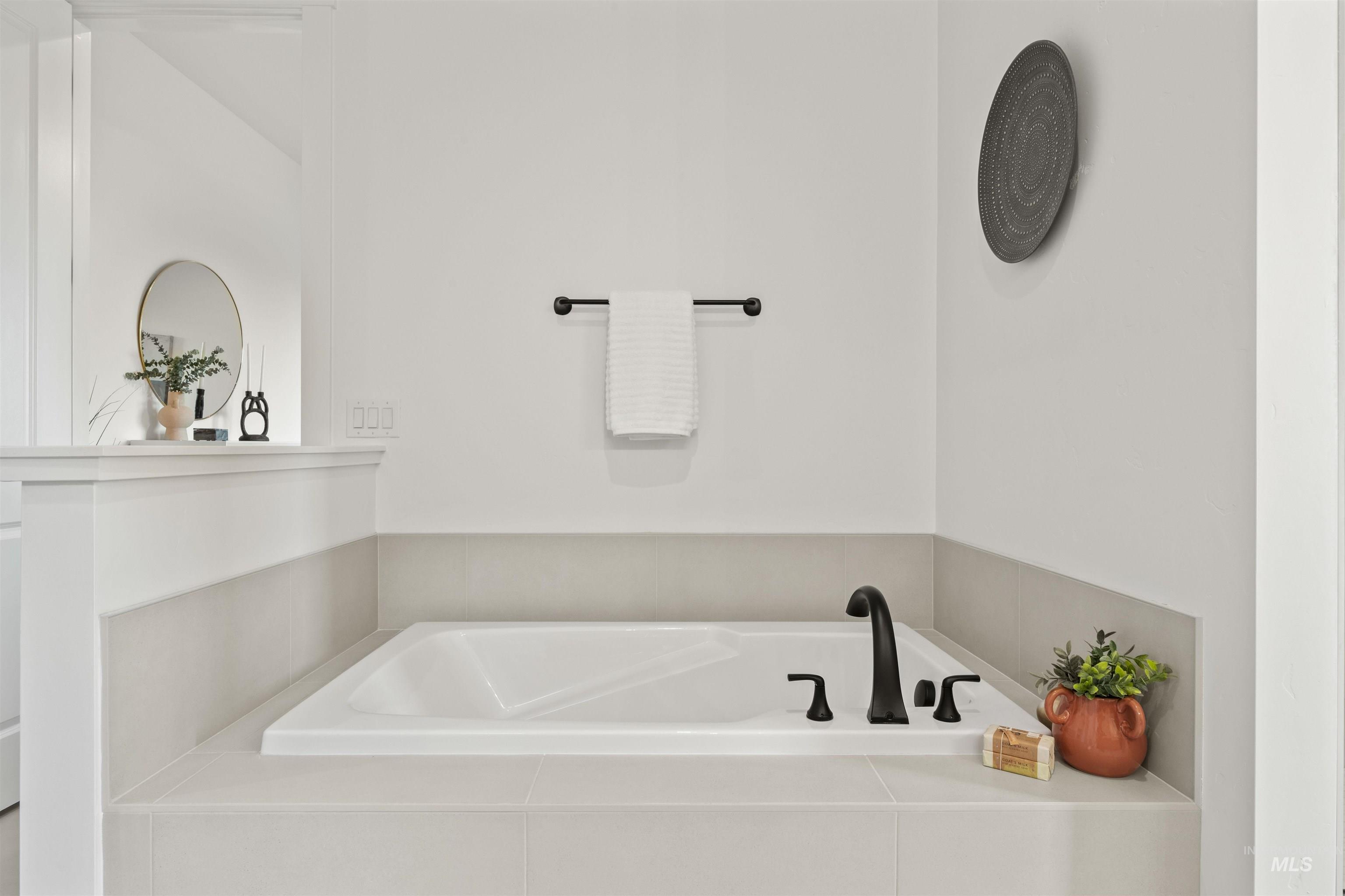 12596 S Lenora Pl., Nampa, Idaho 83686, 3 Bedrooms, 2.5 Bathrooms, Residential For Sale, Price $724,999,MLS 98957086