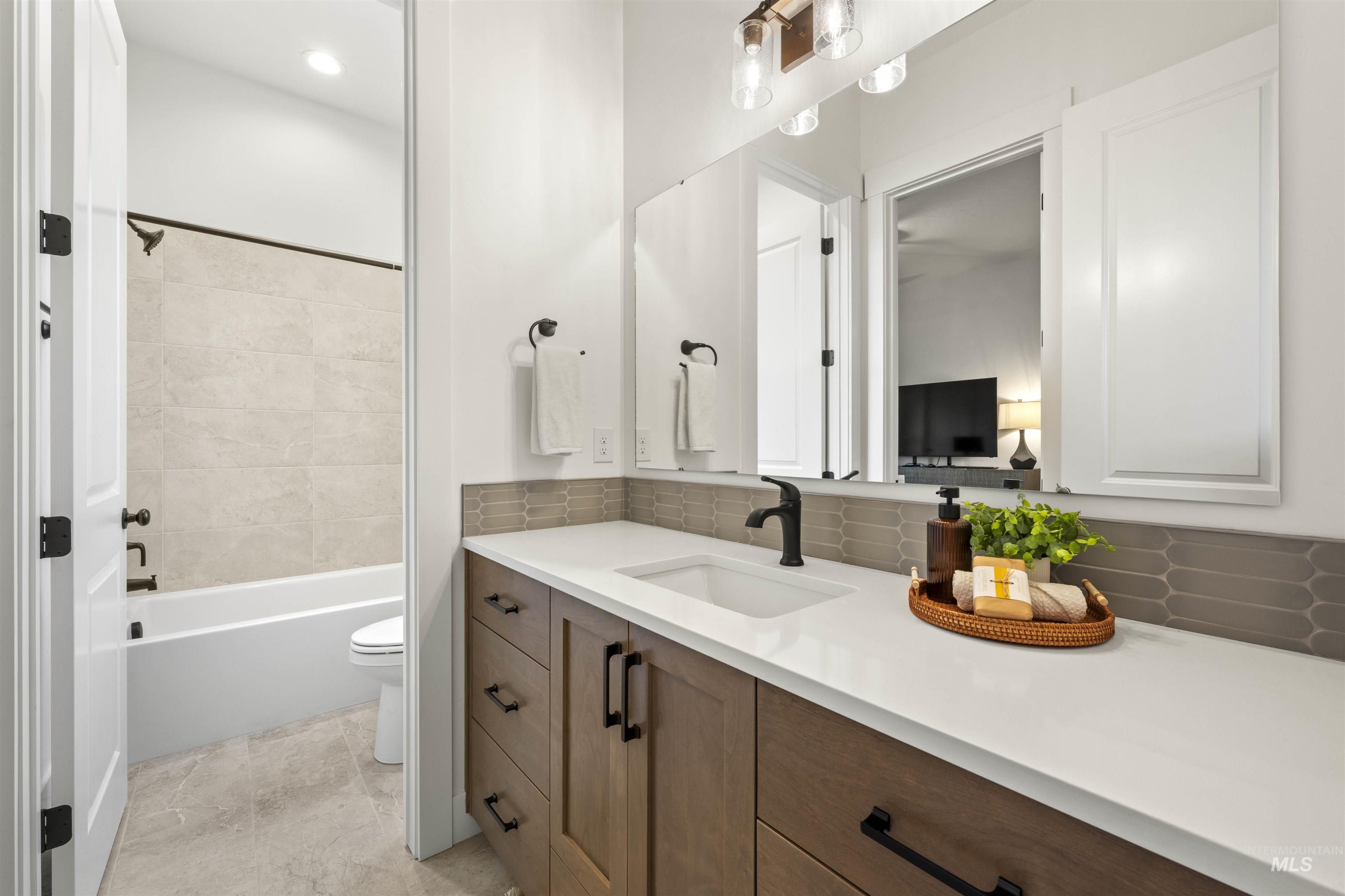 12596 S Lenora Pl., Nampa, Idaho 83686, 3 Bedrooms, 2.5 Bathrooms, Residential For Sale, Price $724,999,MLS 98957086