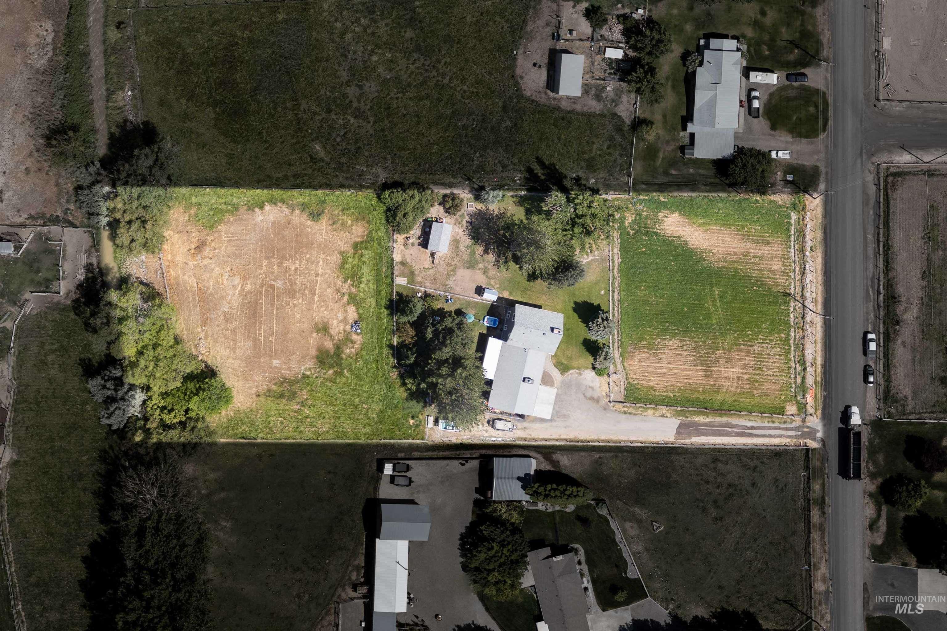 3983 N 2300 E, Filer, Idaho 83328, 4 Bedrooms, 3 Bathrooms, Residential For Sale, Price $594,900,MLS 98957121