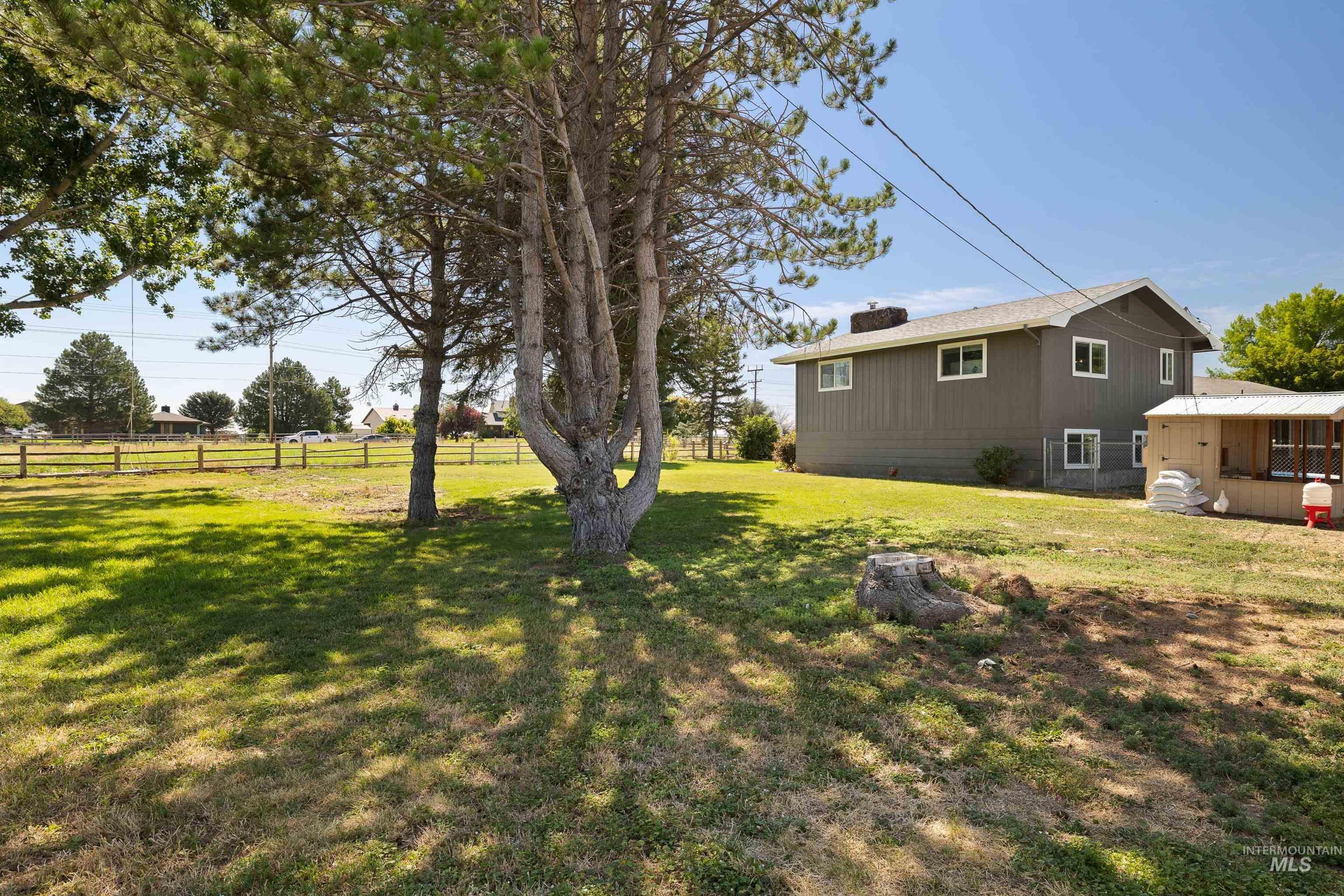 3983 N 2300 E, Filer, Idaho 83328, 4 Bedrooms, 3 Bathrooms, Residential For Sale, Price $594,900,MLS 98957121