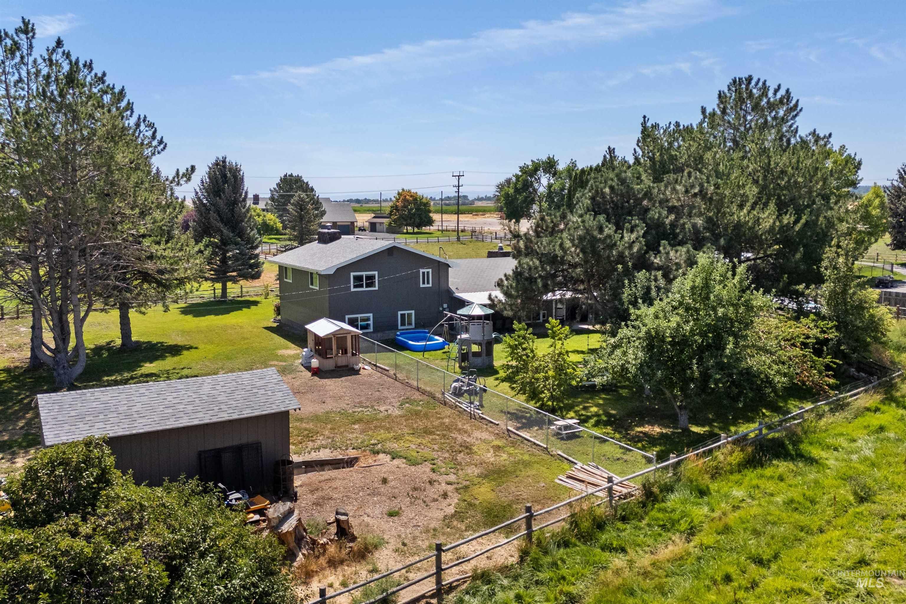 3983 N 2300 E, Filer, Idaho 83328, 4 Bedrooms, 3 Bathrooms, Residential For Sale, Price $594,900,MLS 98957121