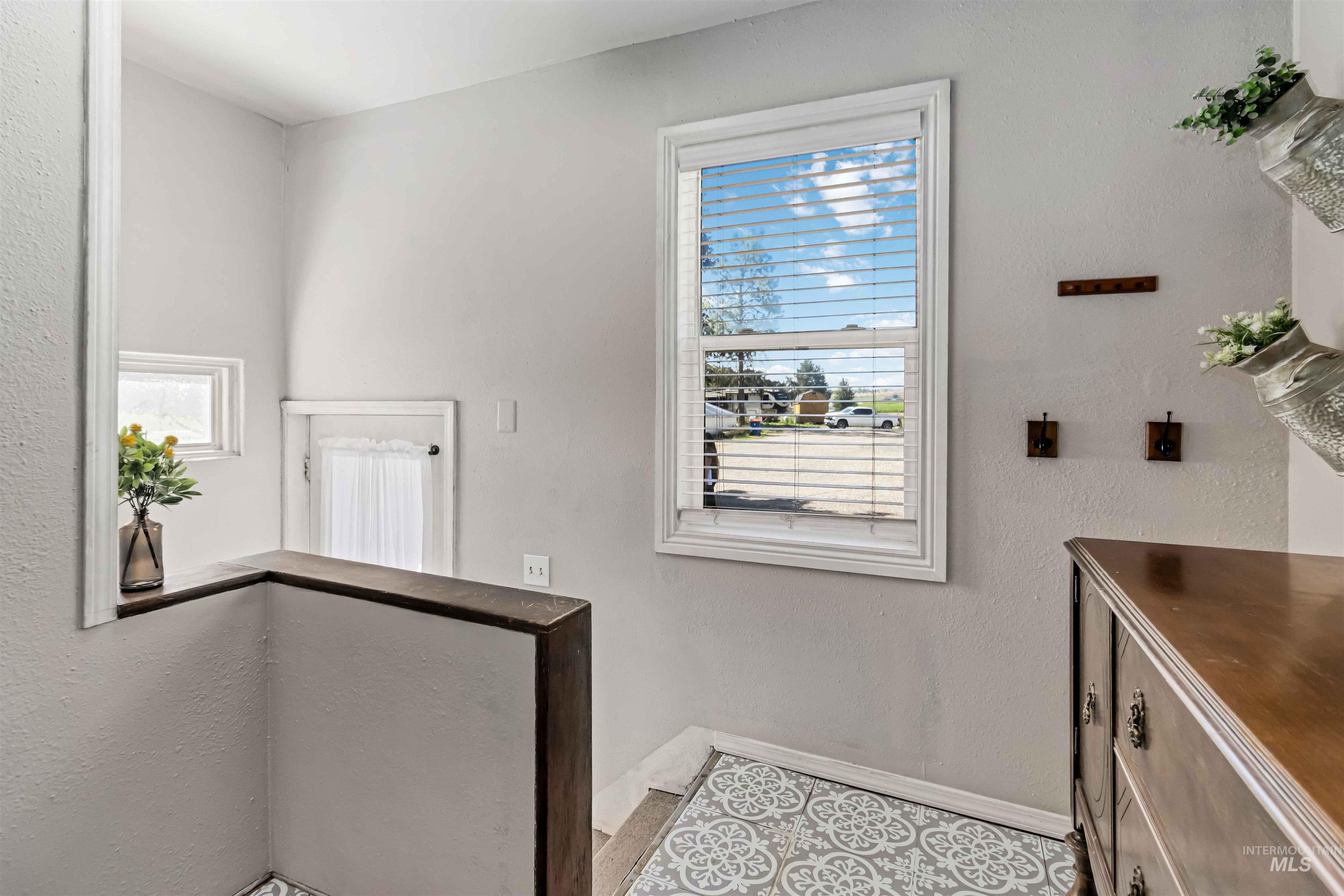 5805 E Denver Rd, New Plymouth, Idaho 83655, 6 Bedrooms, 4 Bathrooms, Residential For Sale, Price $1,295,000,MLS 98957126