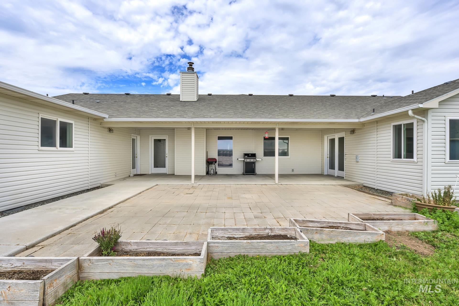 9770 Farner Rd, Nampa, Idaho 83686-9148, 3 Bedrooms, 3 Bathrooms, Farm & Ranch For Sale, Price $1,200,000, 98957131