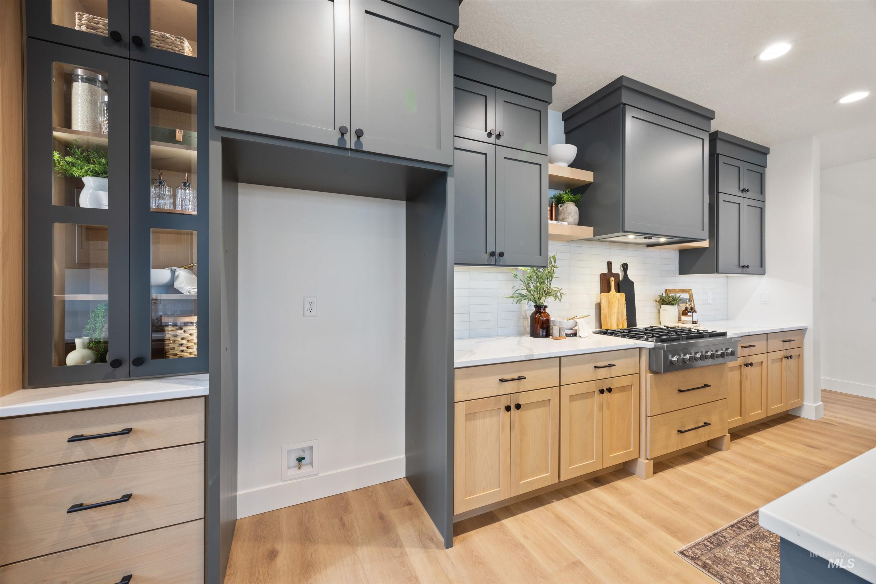 2229 N Buhrstone Ave, Eagle, Idaho 83616, 3 Bedrooms, 3.5 Bathrooms, Residential For Sale, Price $1,074,900,MLS 98957140