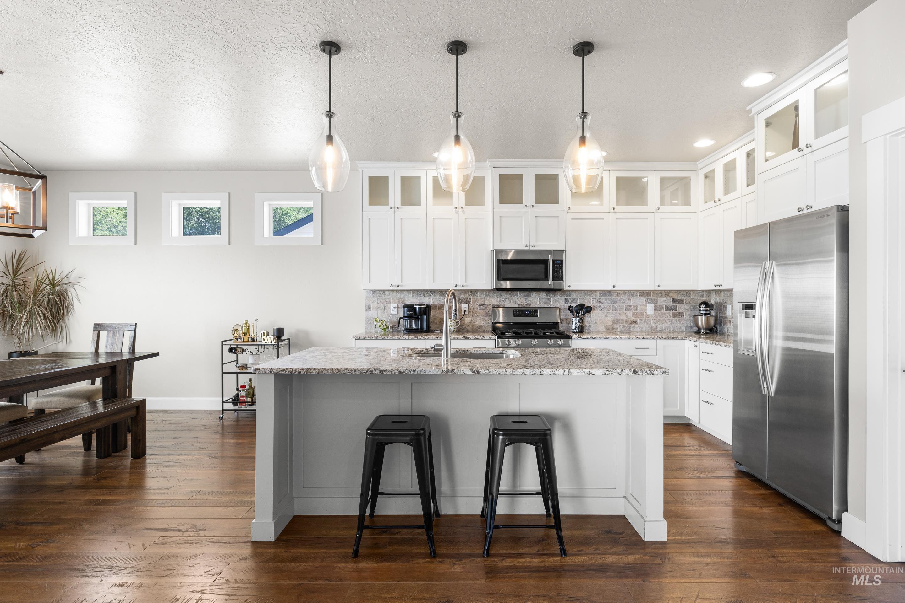 2709 Fallcrest St., Caldwell, Idaho 83607-5179, 3 Bedrooms, 2 Bathrooms, Residential For Sale, Price $440,000,MLS 98957141