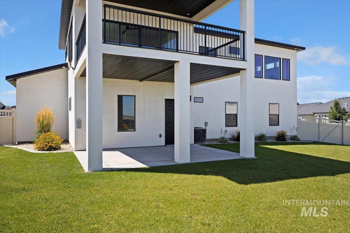 2230 Stricker Pl, Twin Falls, Idaho 83301, 4 Bedrooms, 2.5 Bathrooms, Residential For Sale, Price $774,900, 98957148