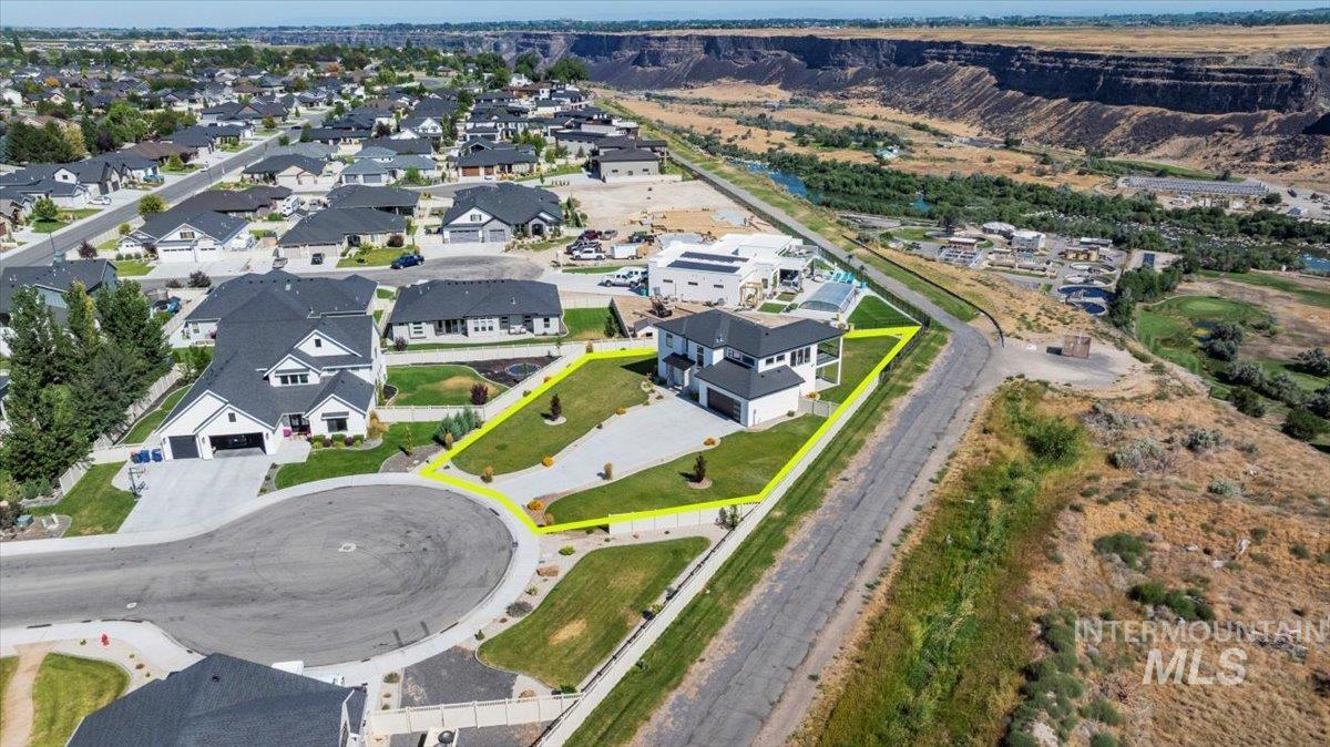 2230 Stricker Pl, Twin Falls, Idaho 83301, 4 Bedrooms, 2.5 Bathrooms, Residential For Sale, Price $774,900, 98957148