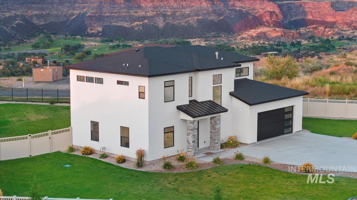 2230 Stricker Pl, Twin Falls, Idaho 83301, 4 Bedrooms, 2.5 Bathrooms, Residential For Sale, Price $774,900, 98957148