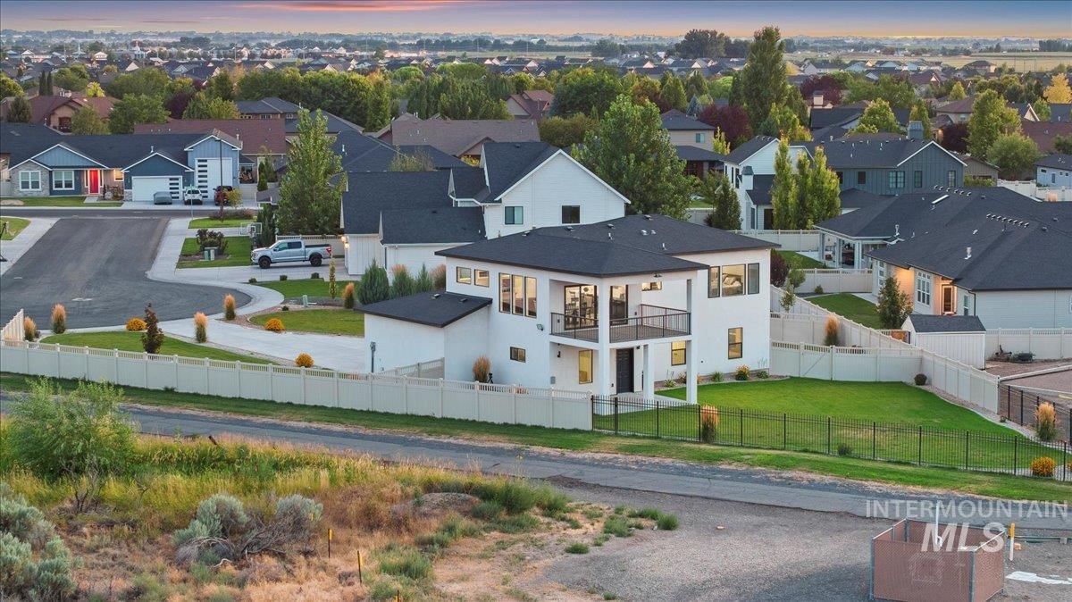 2230 Stricker Pl, Twin Falls, Idaho 83301, 4 Bedrooms, 2.5 Bathrooms, Residential For Sale, Price $774,900, 98957148
