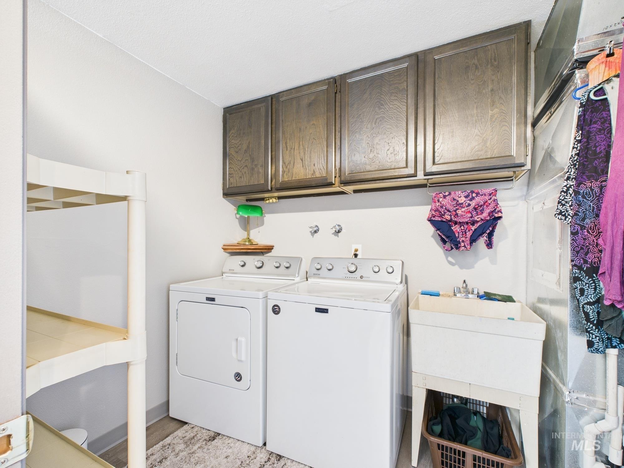 3585 Country Club Drive, Lewiston, Idaho 83501, 5 Bedrooms, 3 Bathrooms, Residential For Sale, Price $480,000, 98957165