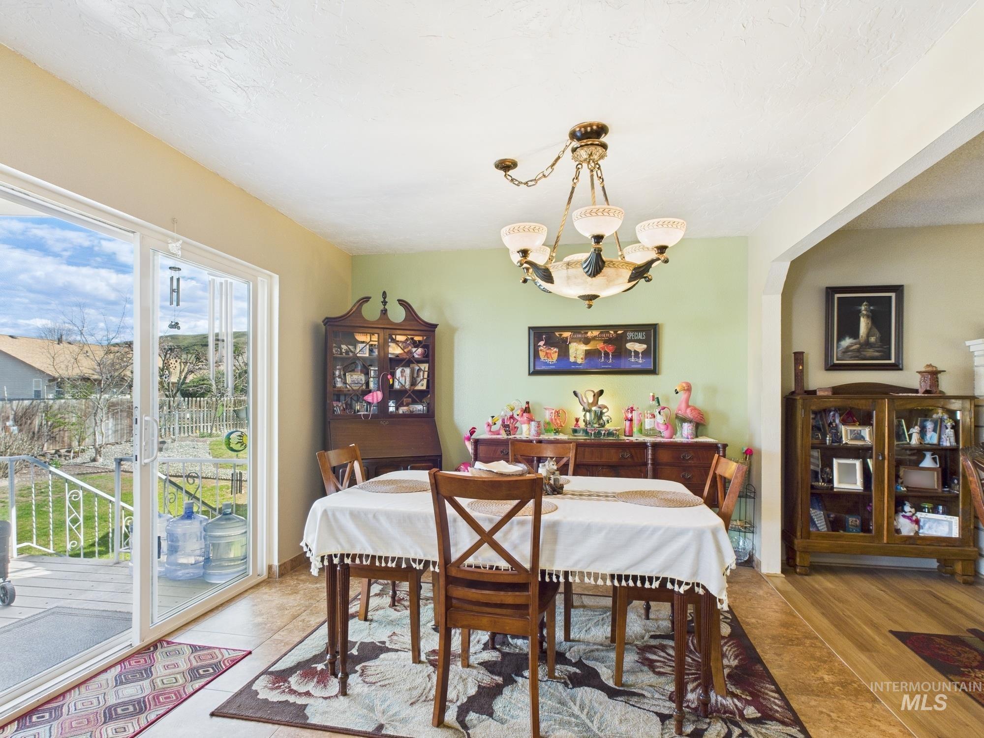 3585 Country Club Drive, Lewiston, Idaho 83501, 5 Bedrooms, 3 Bathrooms, Residential For Sale, Price $480,000, 98957165