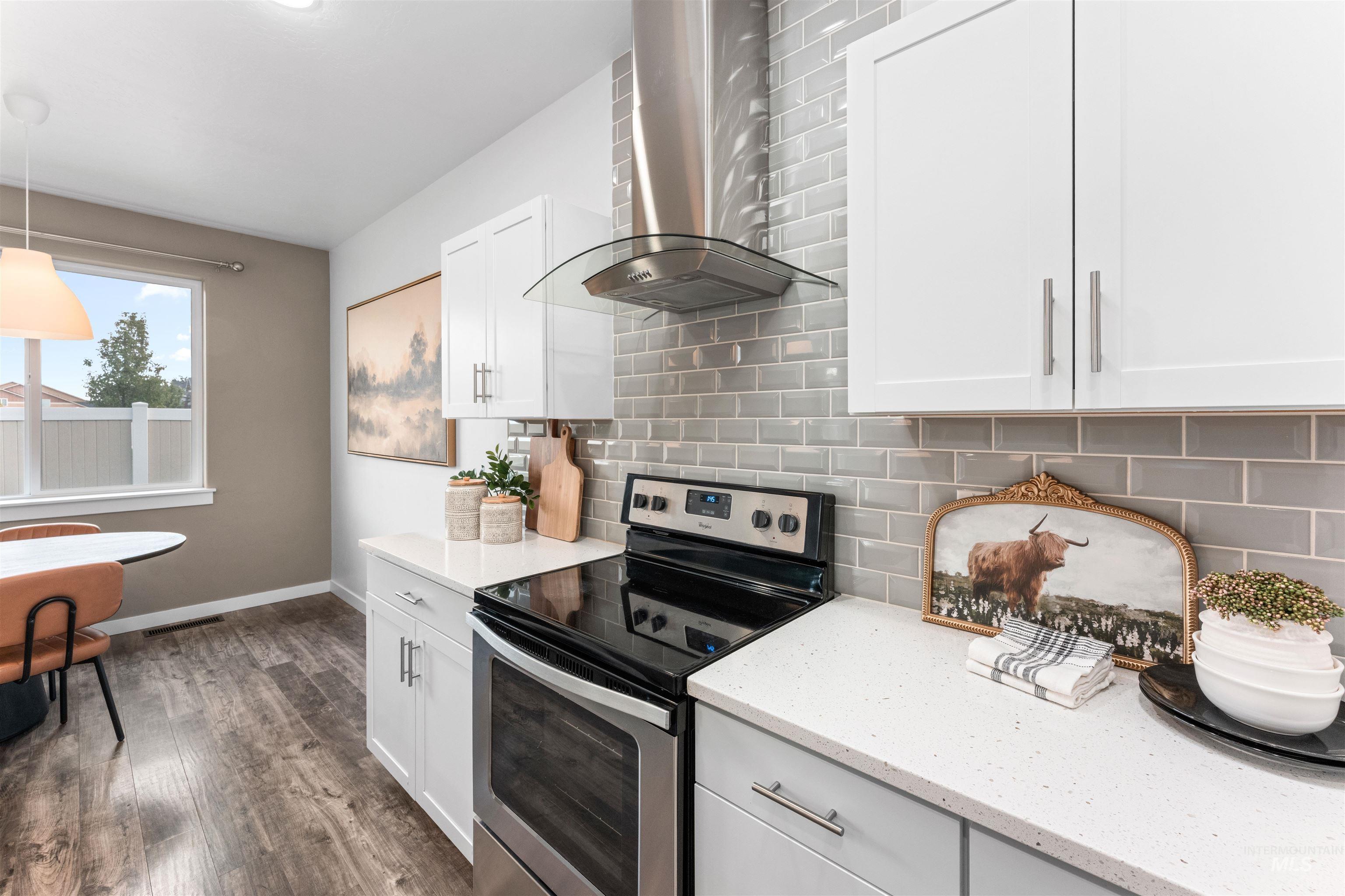 1983 W Bella Lane, Nampa, Idaho 83651, 3 Bedrooms, 2.5 Bathrooms, Residential Income For Sale, Price $375,000,MLS 98957171