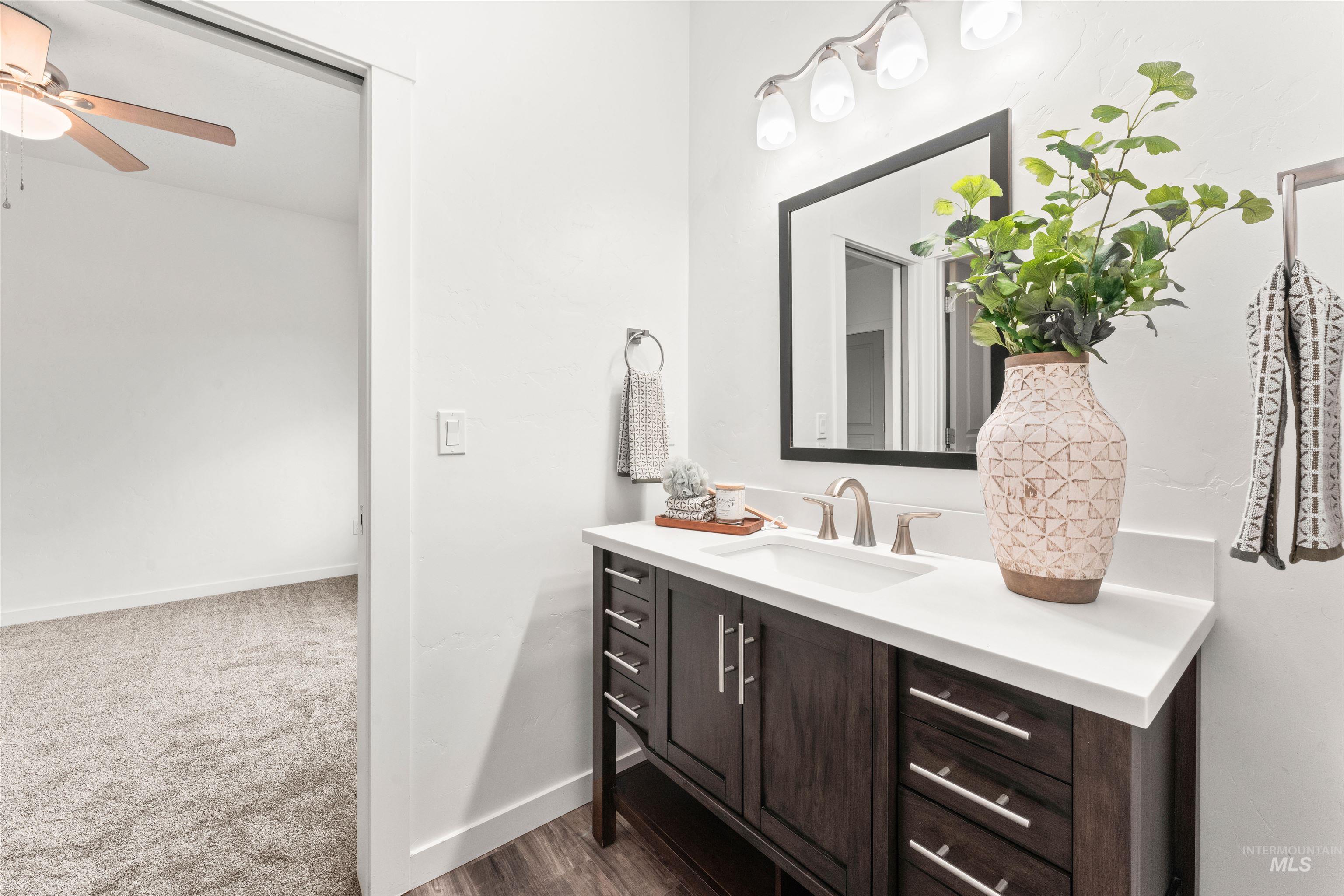 1983 W Bella Lane, Nampa, Idaho 83651, 3 Bedrooms, 2.5 Bathrooms, Residential Income For Sale, Price $375,000,MLS 98957171