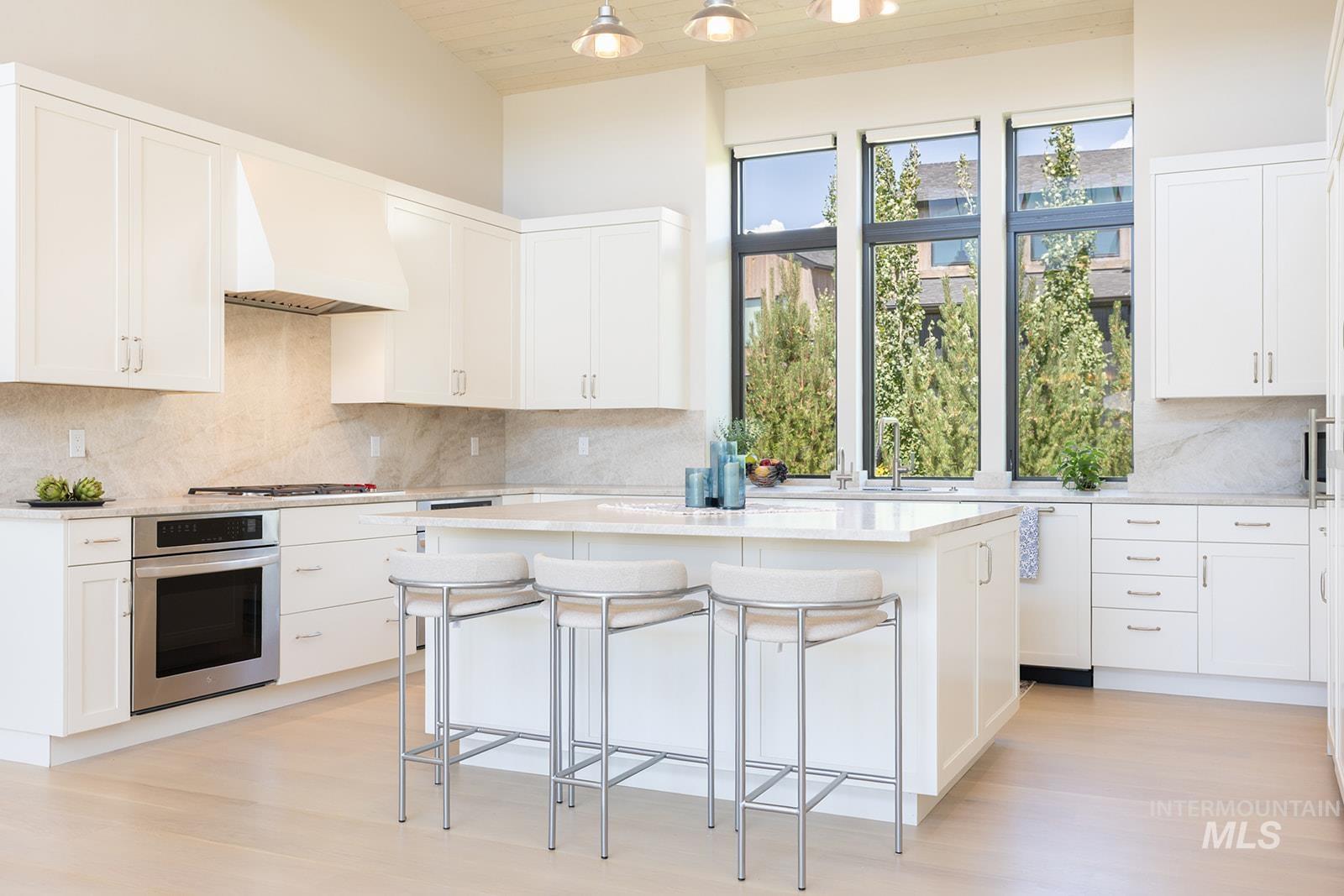 27 Streamside Drive, Hailey, Idaho 83333, 4 Bedrooms, 3.5 Bathrooms, Residential For Sale, Price $2,999,000,MLS 98957173