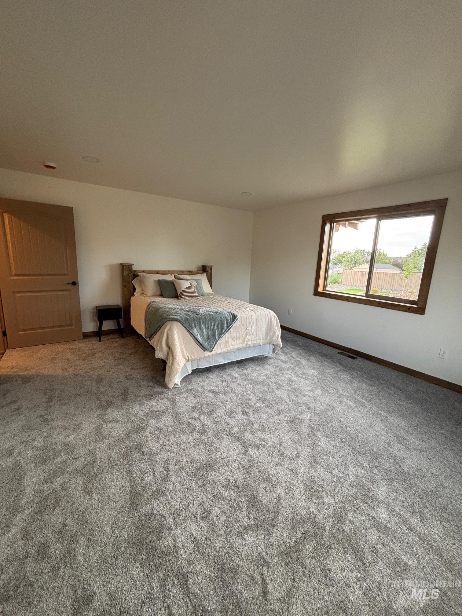 2211 Powers Drive, Lewiston, Idaho 83501, 3 Bedrooms, 2.5 Bathrooms, Residential For Sale, Price $527,000,MLS 98957174