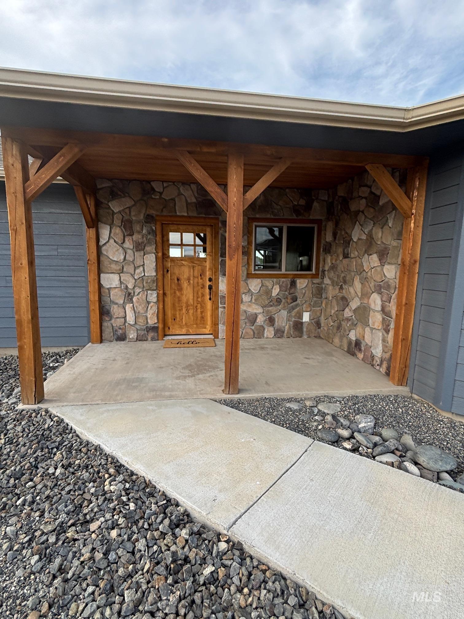 2211 Powers Drive, Lewiston, Idaho 83501, 3 Bedrooms, 2.5 Bathrooms, Residential For Sale, Price $527,000,MLS 98957174