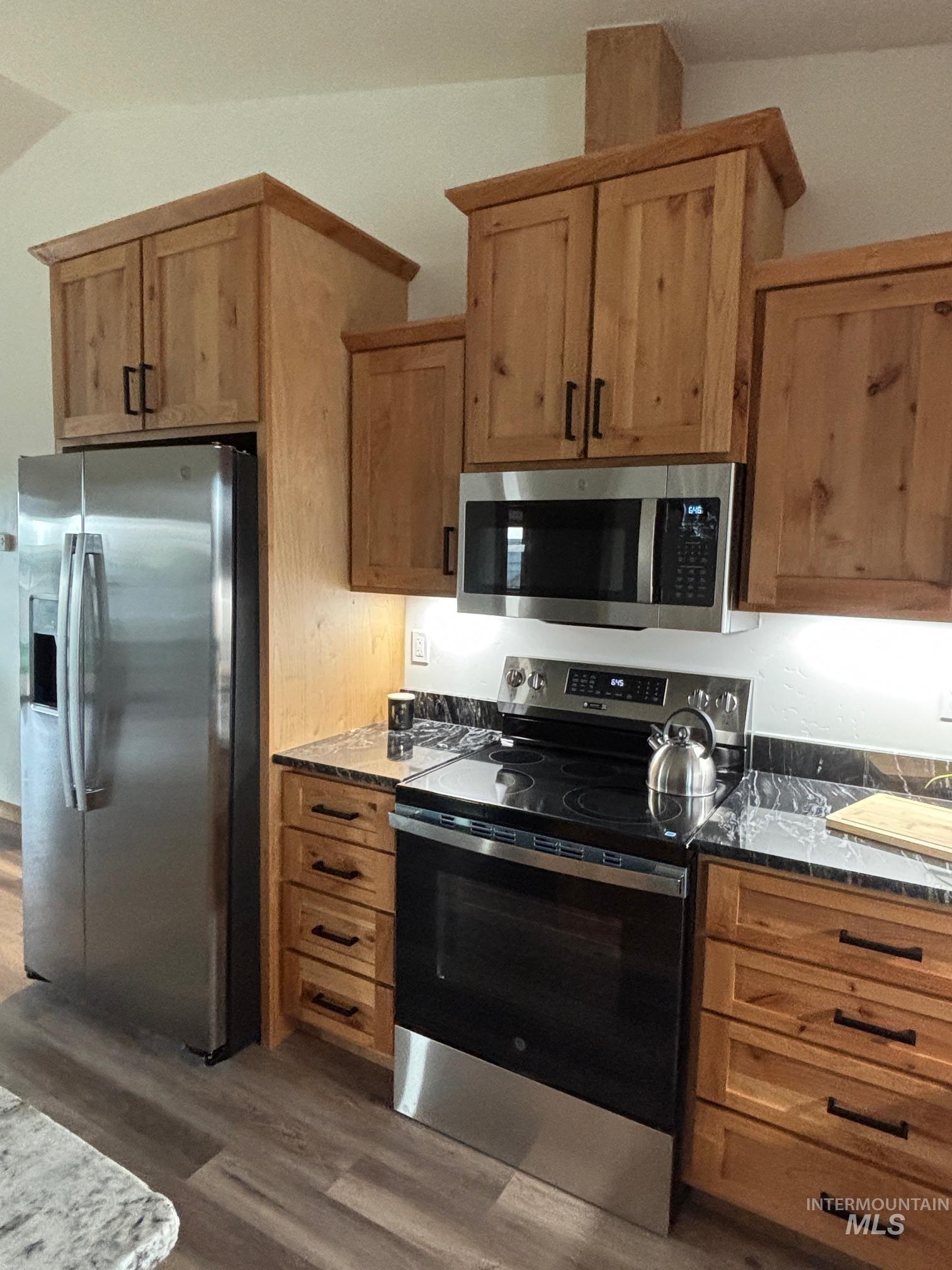 2211 Powers Drive, Lewiston, Idaho 83501, 3 Bedrooms, 2.5 Bathrooms, Residential For Sale, Price $527,000,MLS 98957174