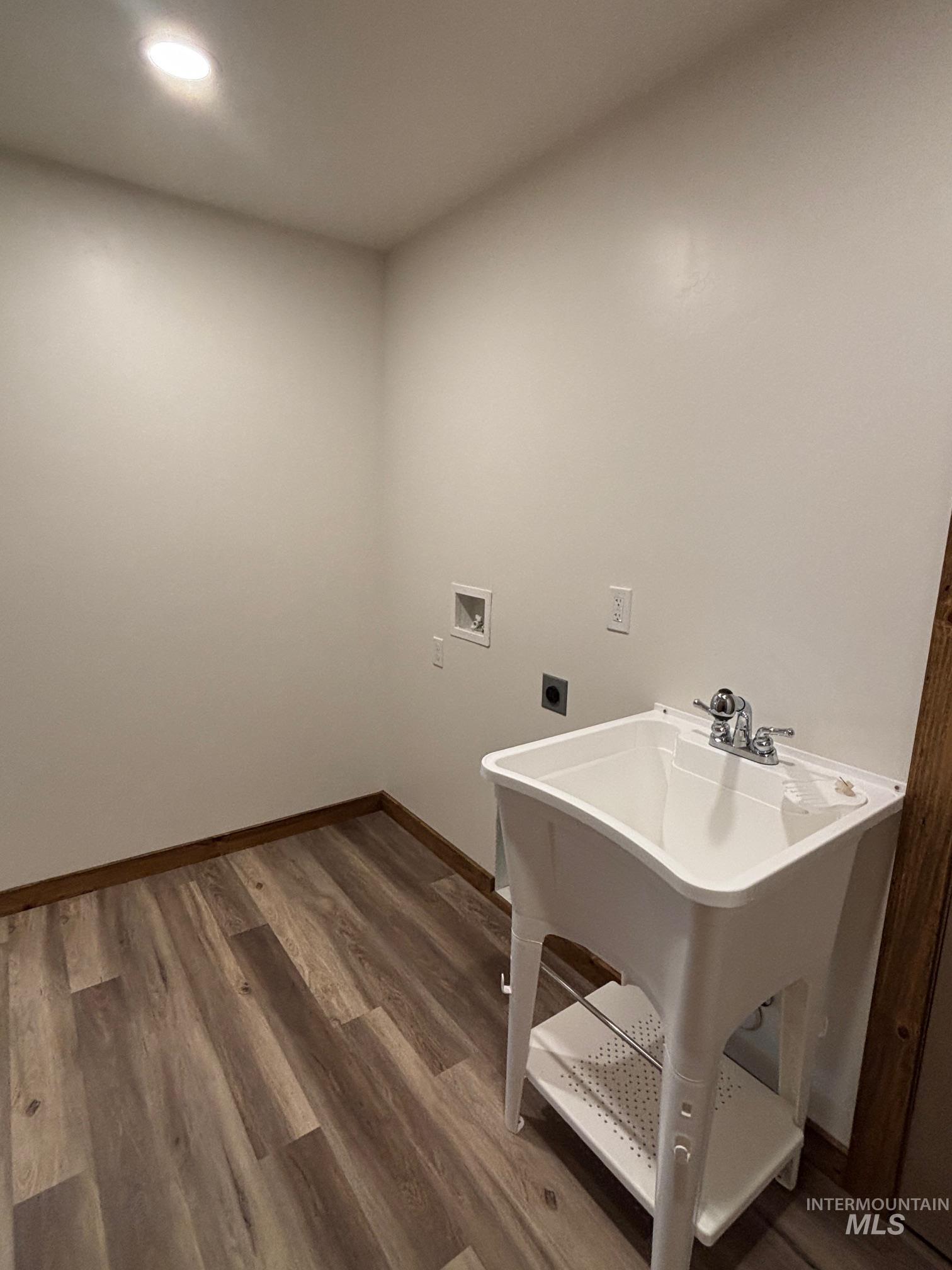2213 Powers Drive, Lewiston, Idaho 83501, 3 Bedrooms, 2.5 Bathrooms, Residential For Sale, Price $530,000,MLS 98957177