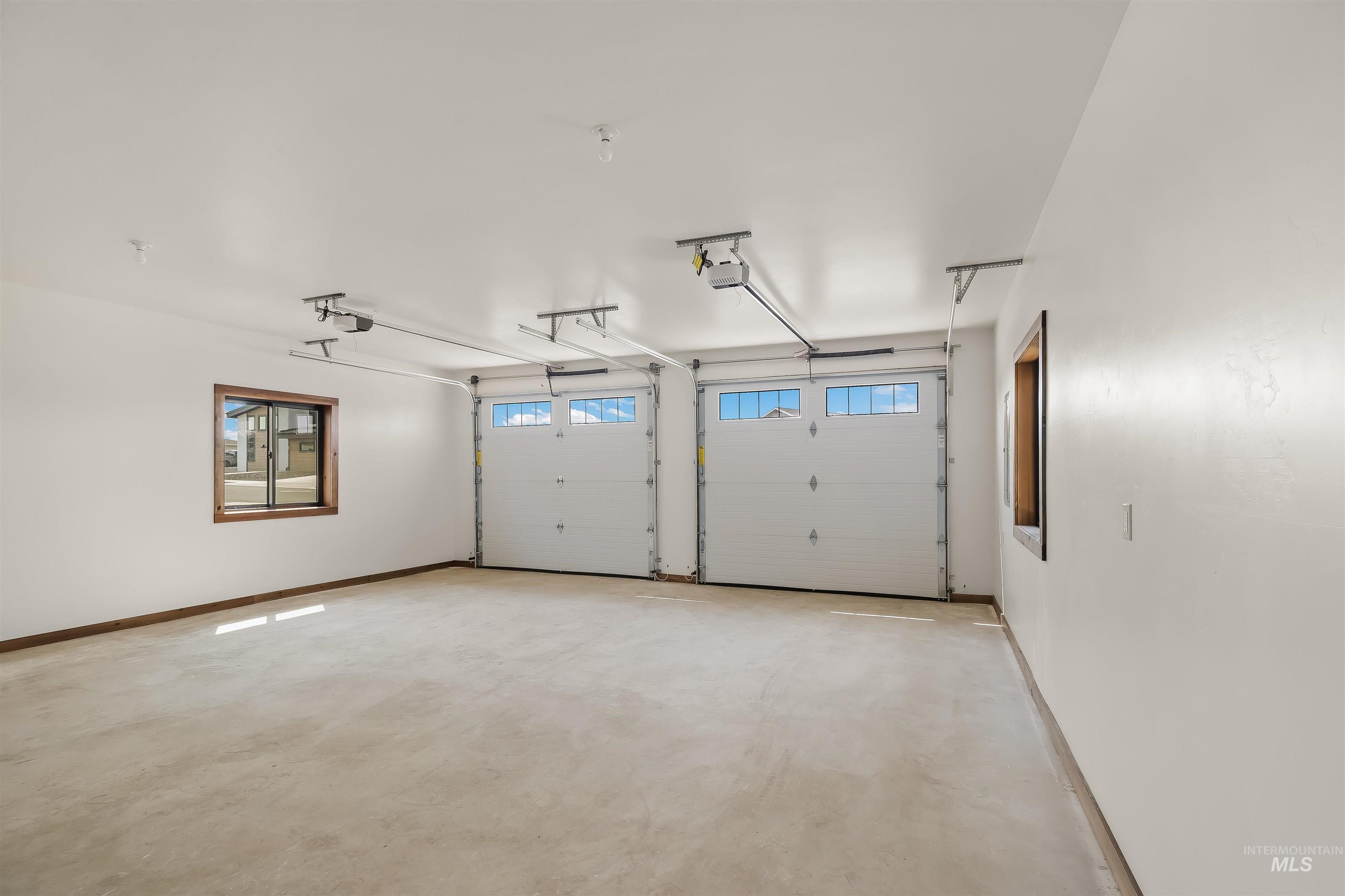 2213 Powers Drive, Lewiston, Idaho 83501, 3 Bedrooms, 2.5 Bathrooms, Residential For Sale, Price $530,000,MLS 98957177