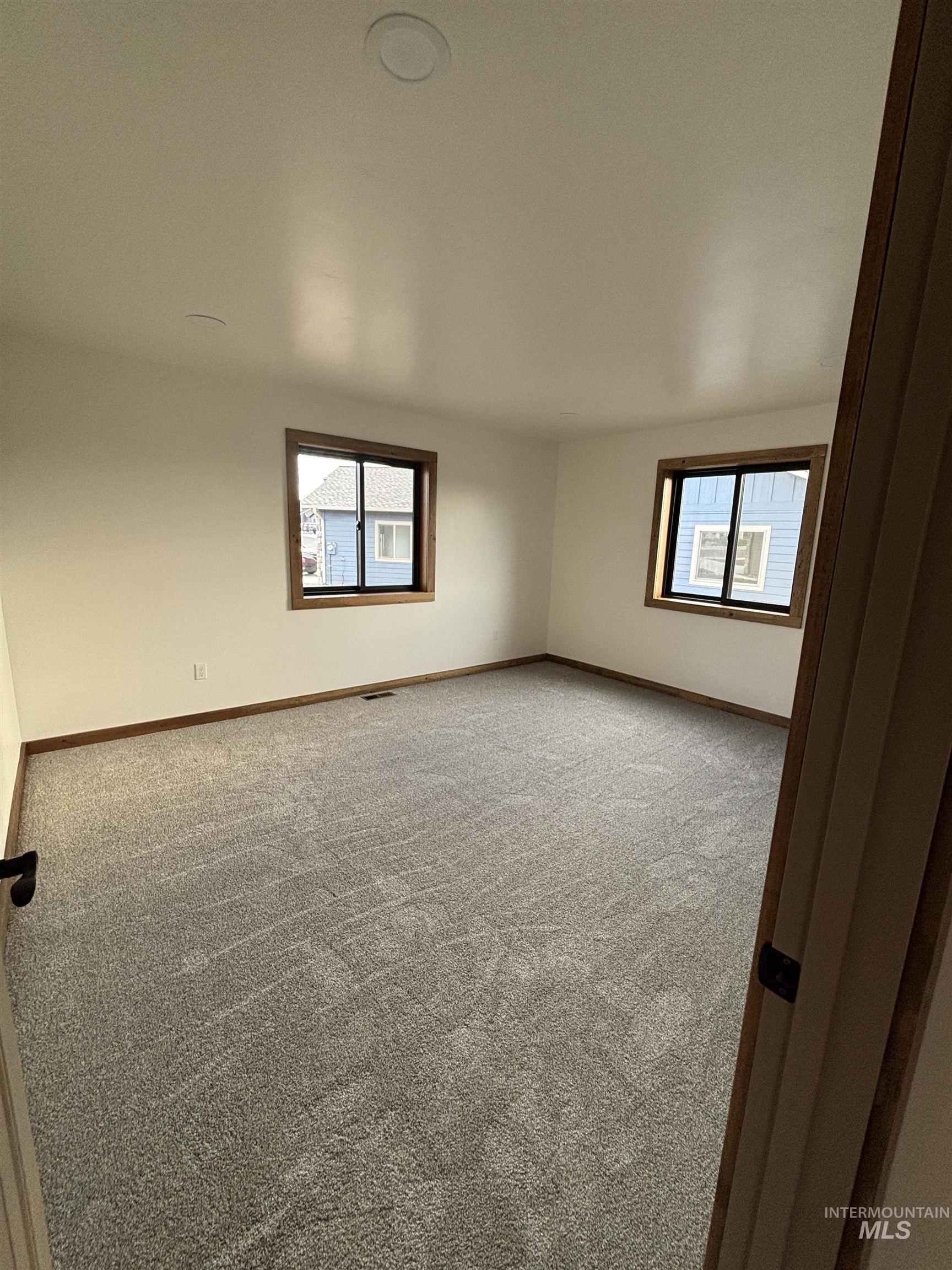 2213 Powers Drive, Lewiston, Idaho 83501, 3 Bedrooms, 2.5 Bathrooms, Residential For Sale, Price $530,000,MLS 98957177