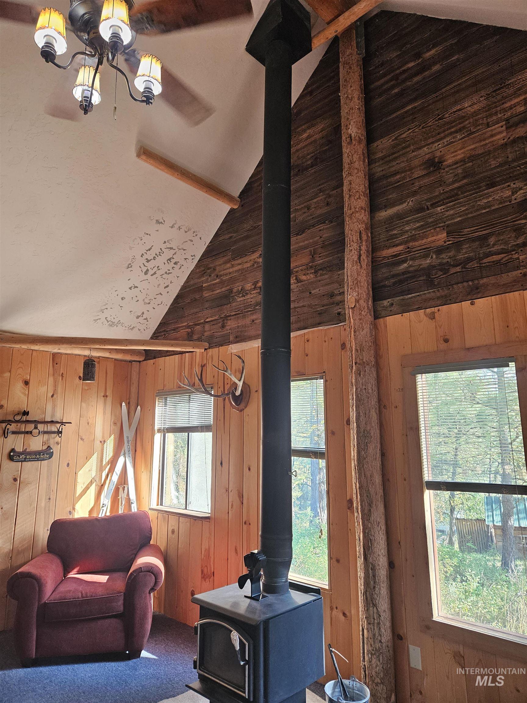 1510 CROWN POINT PARKWAY, Cascade, Idaho 83611, 1 Bedroom, 1 Bathroom, Residential For Sale, Price $350,000,MLS 98957216