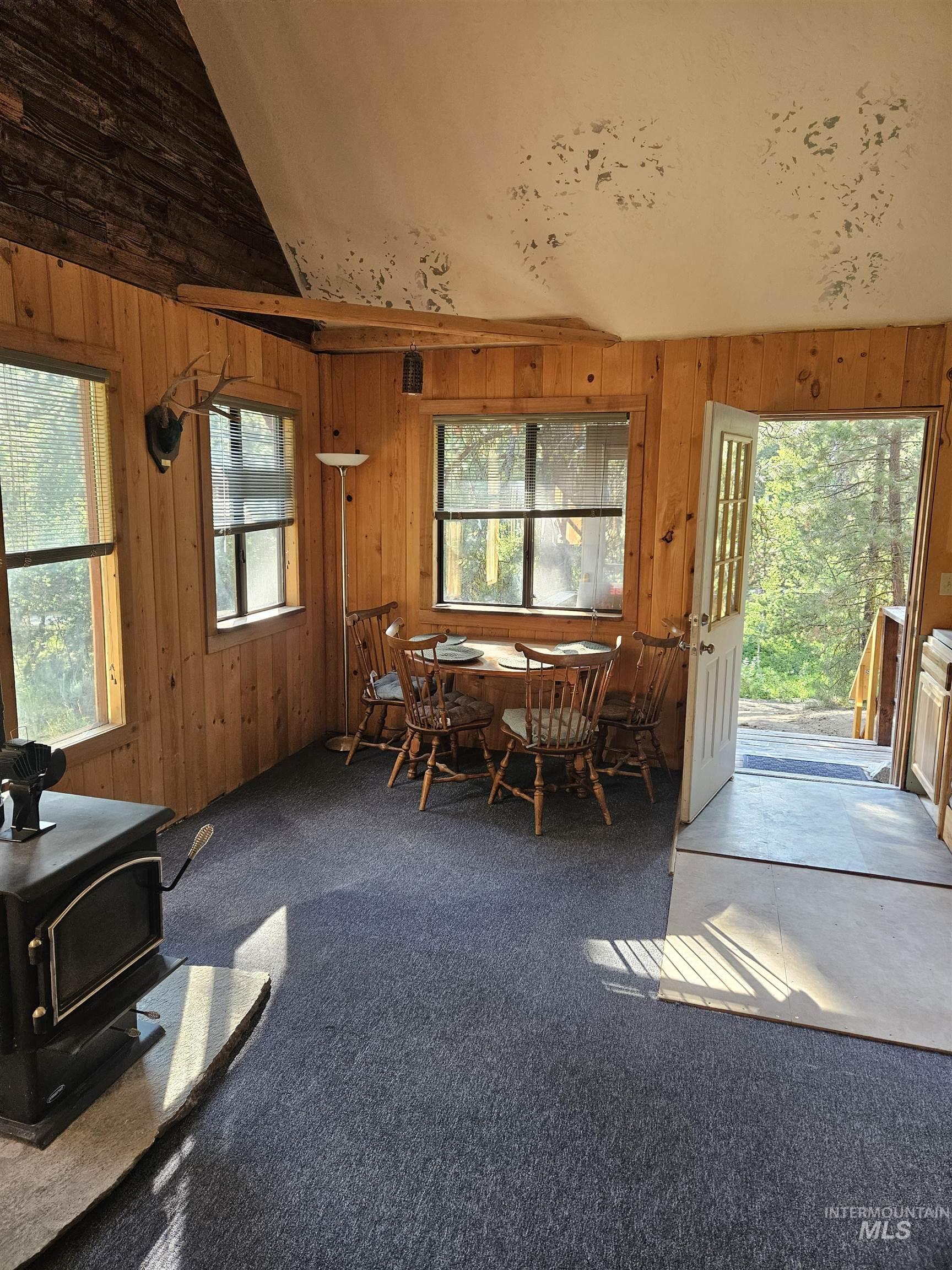 1510 CROWN POINT PARKWAY, Cascade, Idaho 83611, 1 Bedroom, 1 Bathroom, Residential For Sale, Price $350,000,MLS 98957216