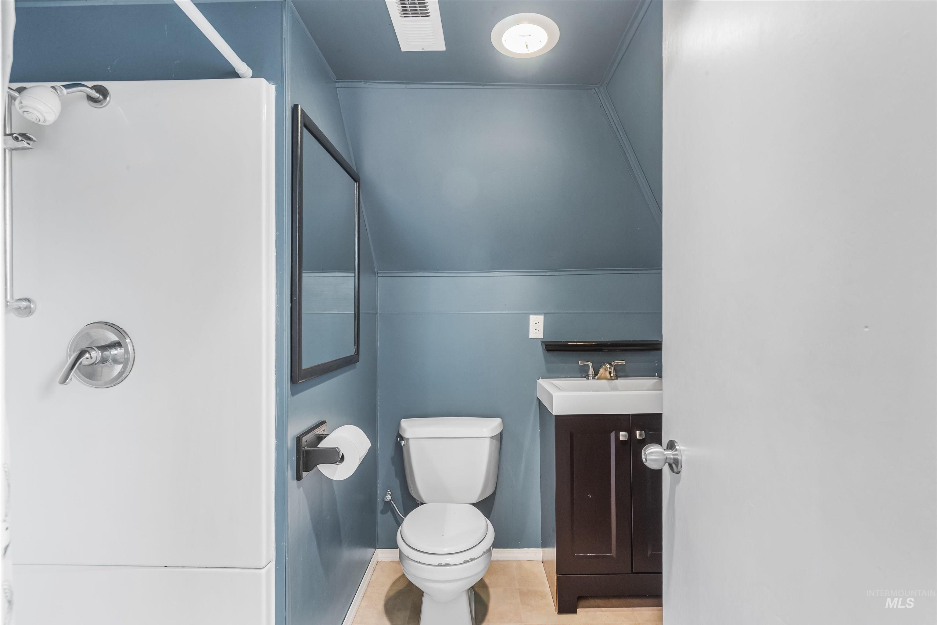 815 2nd Street, Asotin, Washington 99402, 4 Bedrooms, 2 Bathrooms, Residential For Sale, Price $334,900,MLS 98957301