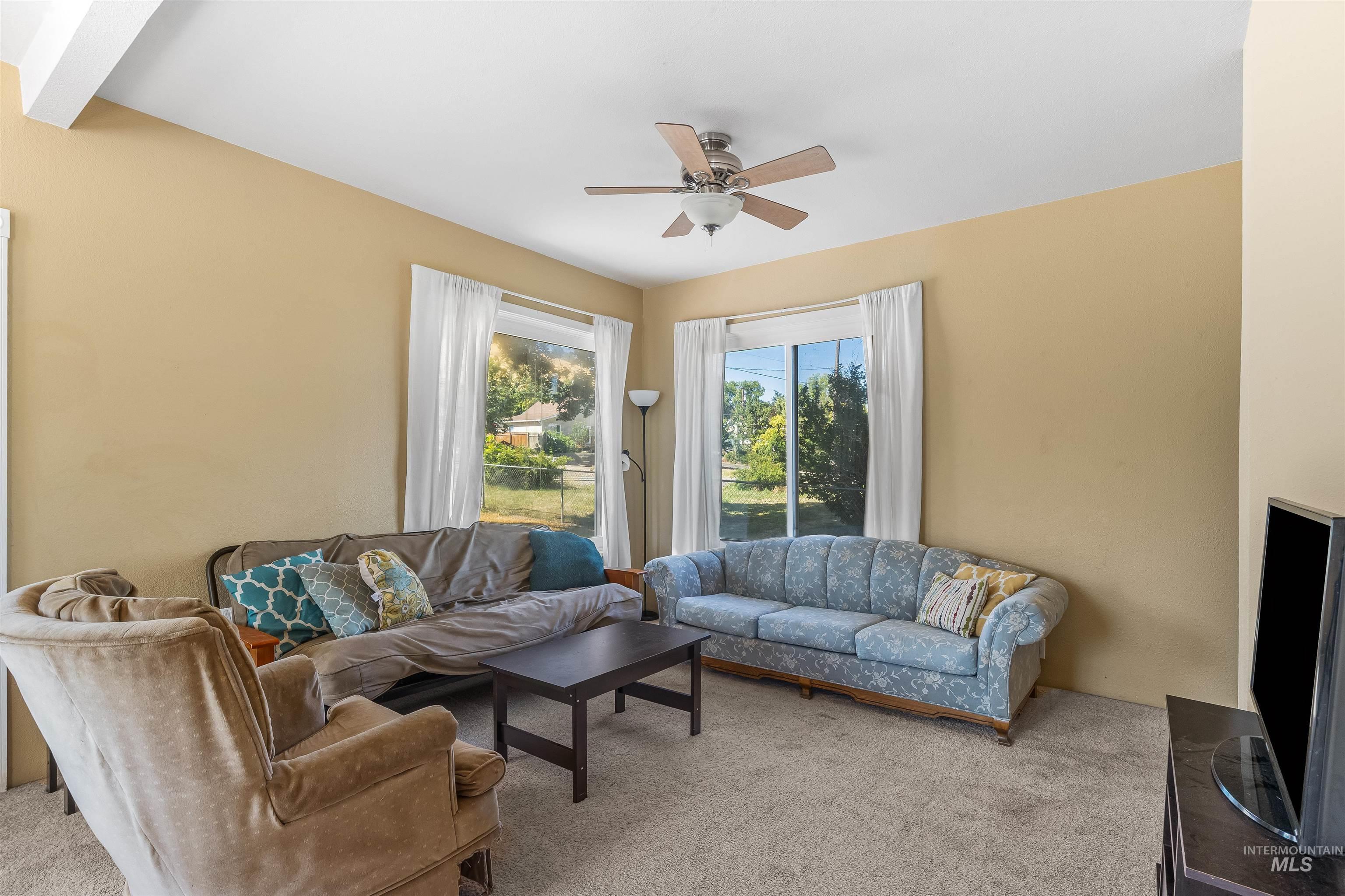 815 2nd Street, Asotin, Washington 99402, 4 Bedrooms, 2 Bathrooms, Residential For Sale, Price $334,900,MLS 98957301