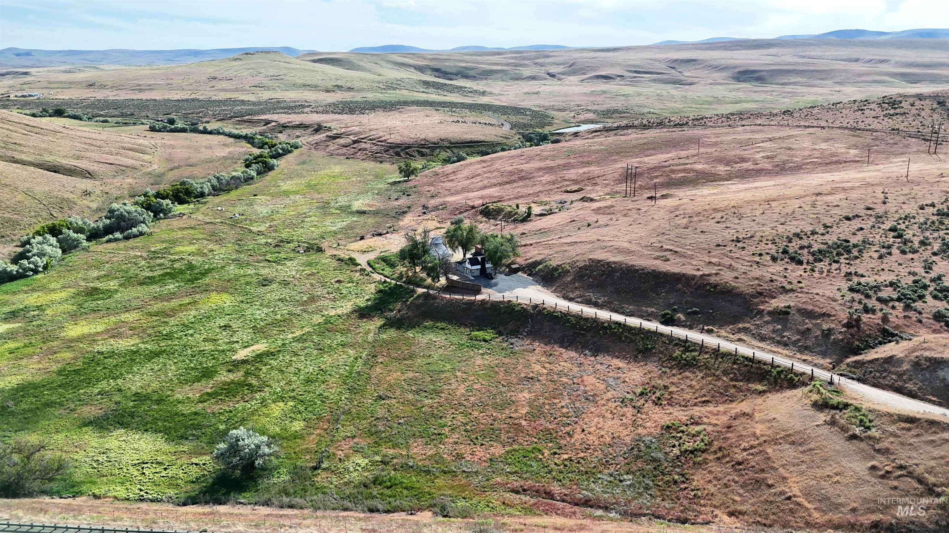 5850 Lockett Rd., Huntington, Oregon 97907, 4 Bedrooms, 2.5 Bathrooms, Farm & Ranch For Sale, Price $525,000,MLS 98957305