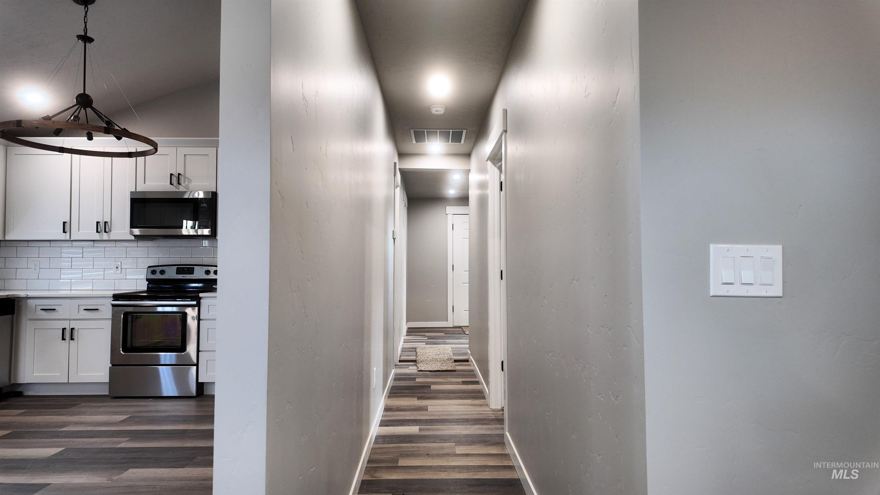 5850 Lockett Rd., Huntington, Oregon 97907, 4 Bedrooms, 2.5 Bathrooms, Farm & Ranch For Sale, Price $525,000,MLS 98957305