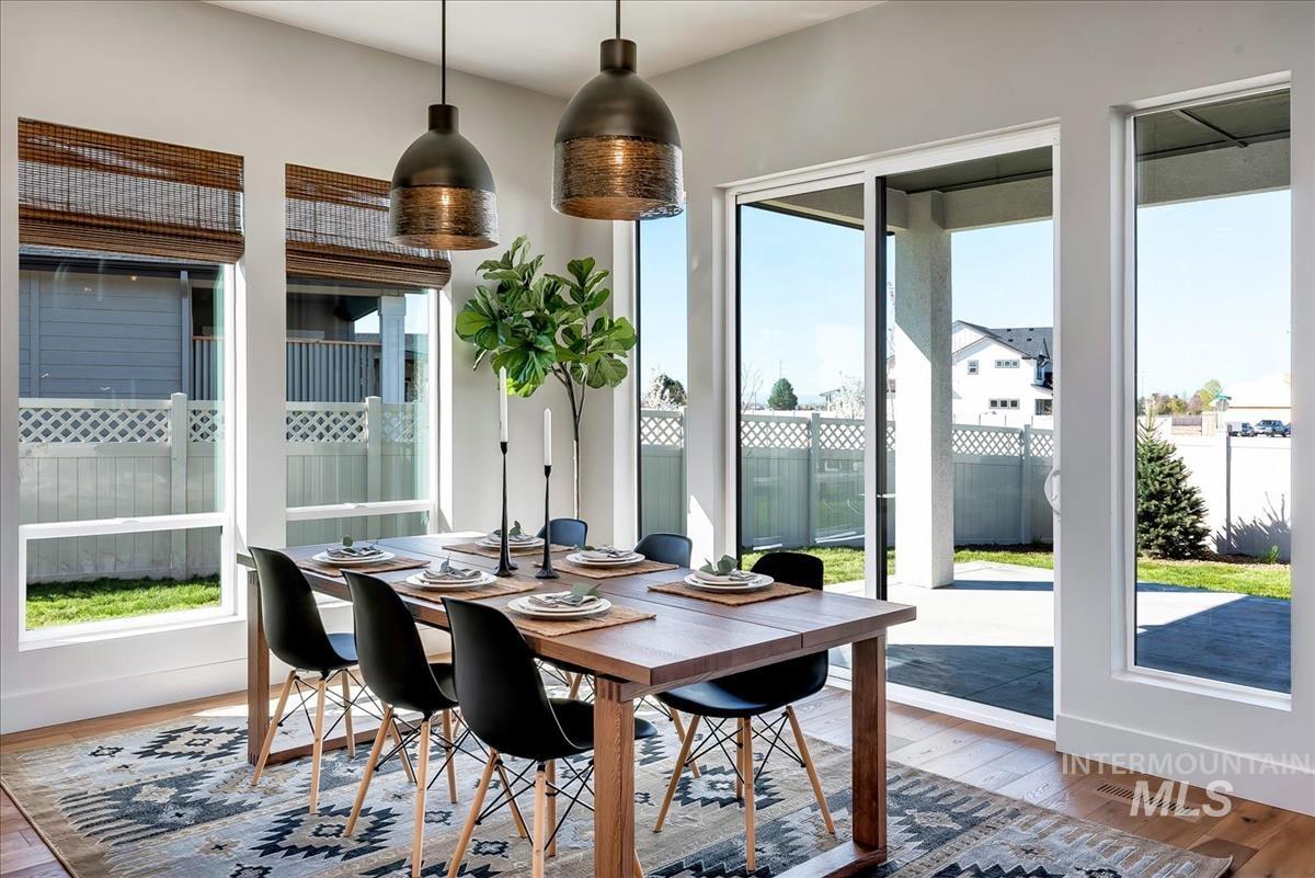 333 McNeil Ave, Middleton, Idaho 83644, 3 Bedrooms, 2 Bathrooms, Residential For Sale, Price $699,800,MLS 98957356