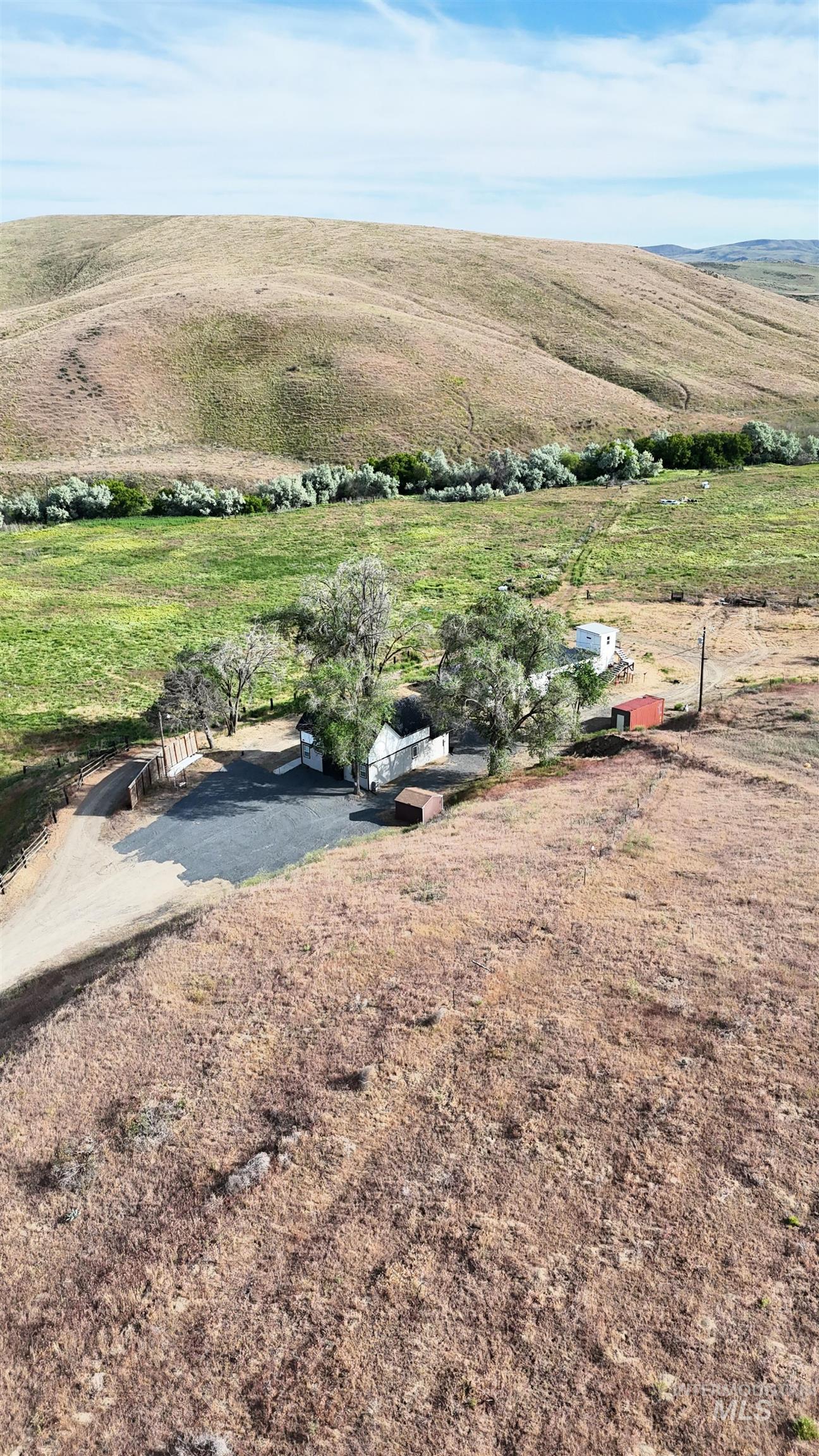 5850 Lockett Rd, Huntington, Oregon 97907, 4 Bedrooms, 2.5 Bathrooms, Residential For Sale, Price $525,000, 98957392