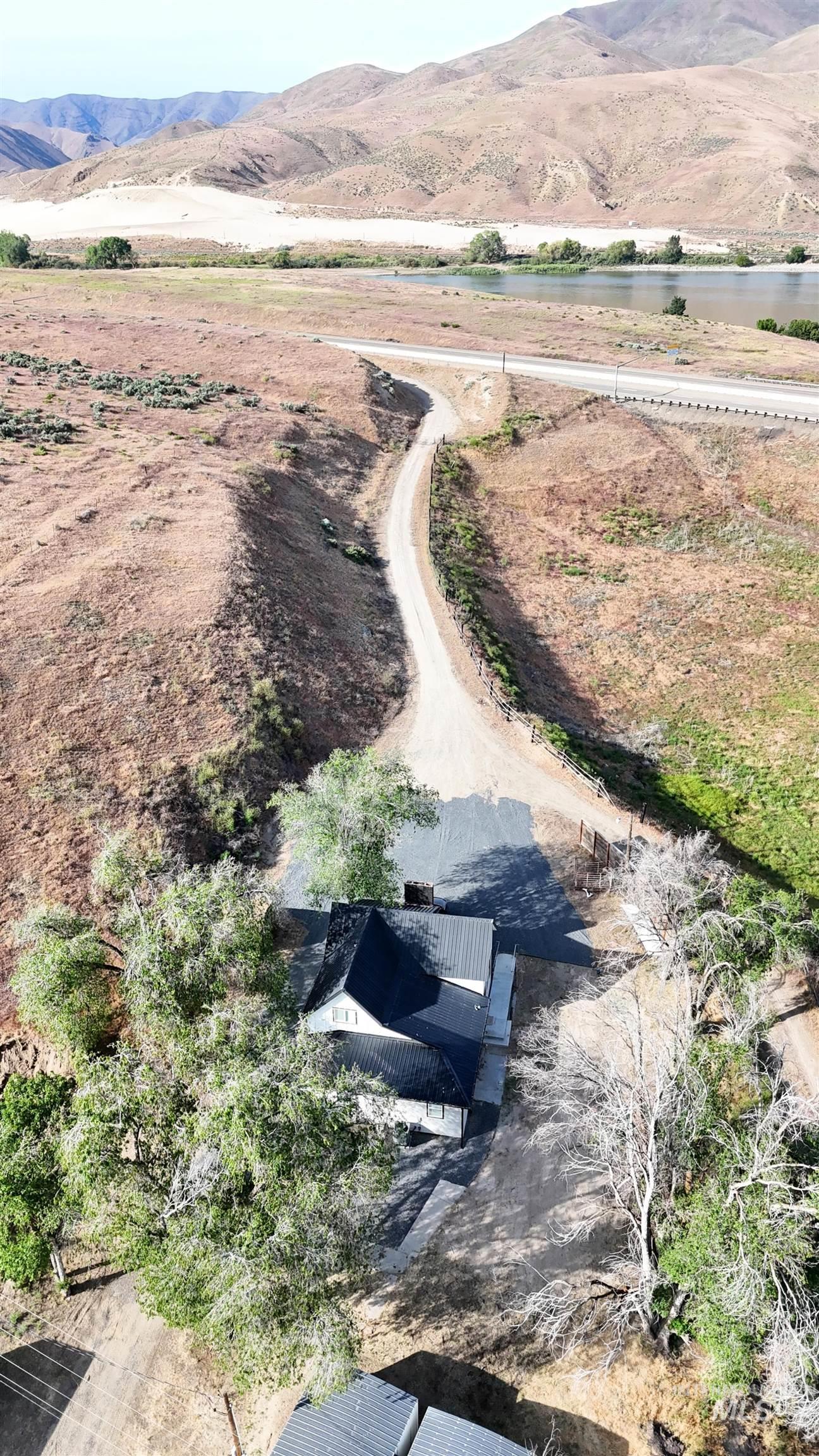 5850 Lockett Rd, Huntington, Oregon 97907, 4 Bedrooms, 2.5 Bathrooms, Residential For Sale, Price $525,000, 98957392