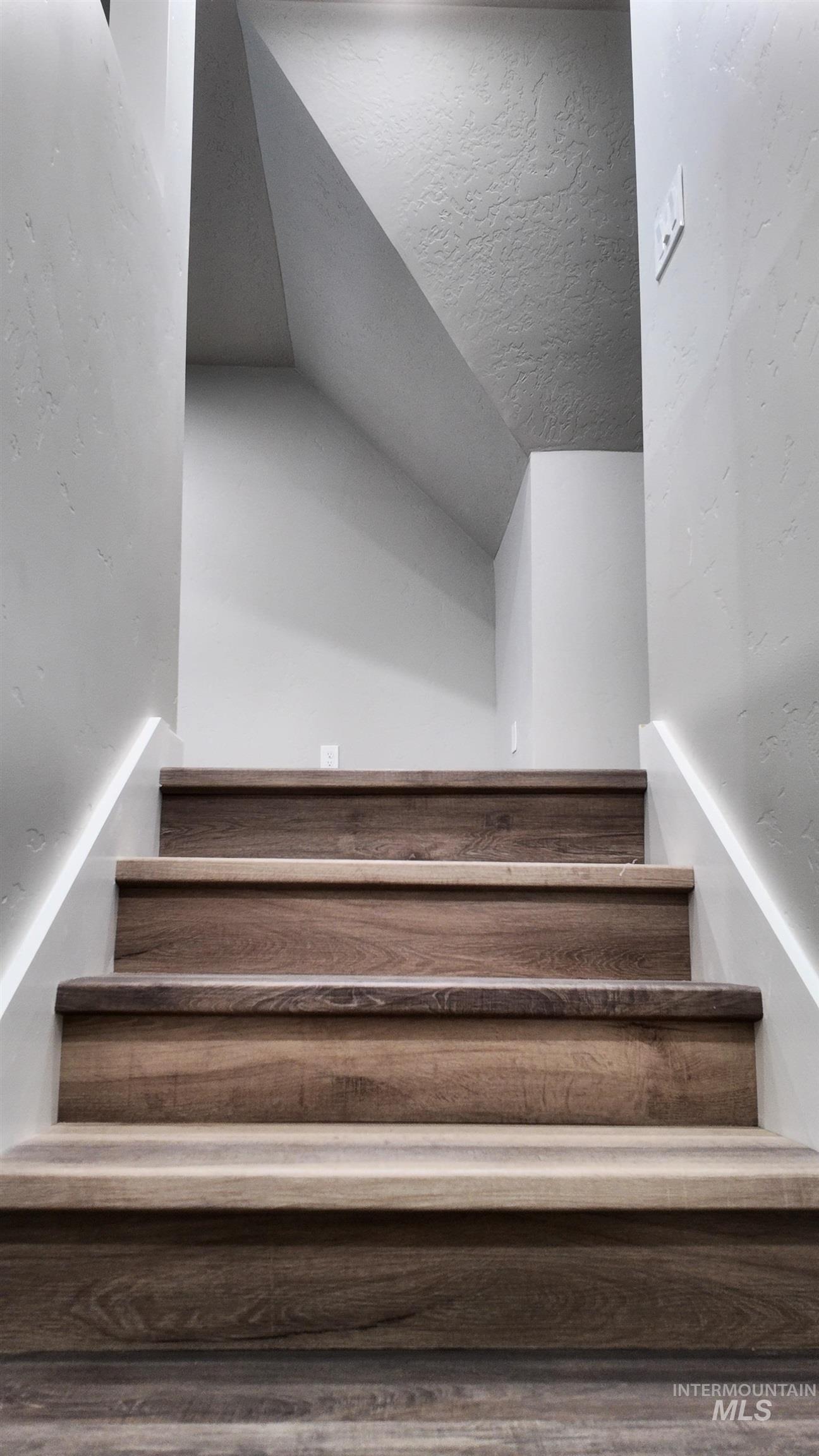 5850 Lockett Rd, Huntington, Oregon 97907, 4 Bedrooms, 2.5 Bathrooms, Residential For Sale, Price $525,000, 98957392