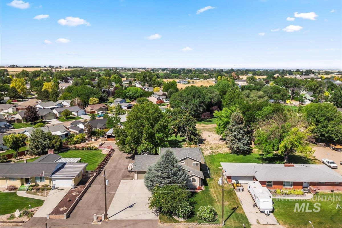 2620 Meadow Ave, Caldwell, Idaho 83605, 4 Bedrooms, 3 Bathrooms, Residential For Sale, Price $485,700,MLS 98957418