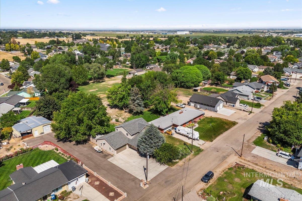 2620 Meadow Ave, Caldwell, Idaho 83605, 4 Bedrooms, 3 Bathrooms, Residential For Sale, Price $485,700,MLS 98957418