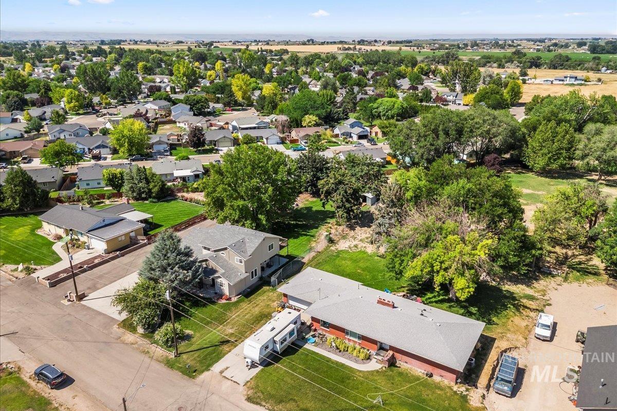 2620 Meadow Ave, Caldwell, Idaho 83605, 4 Bedrooms, 3 Bathrooms, Residential For Sale, Price $485,700,MLS 98957418