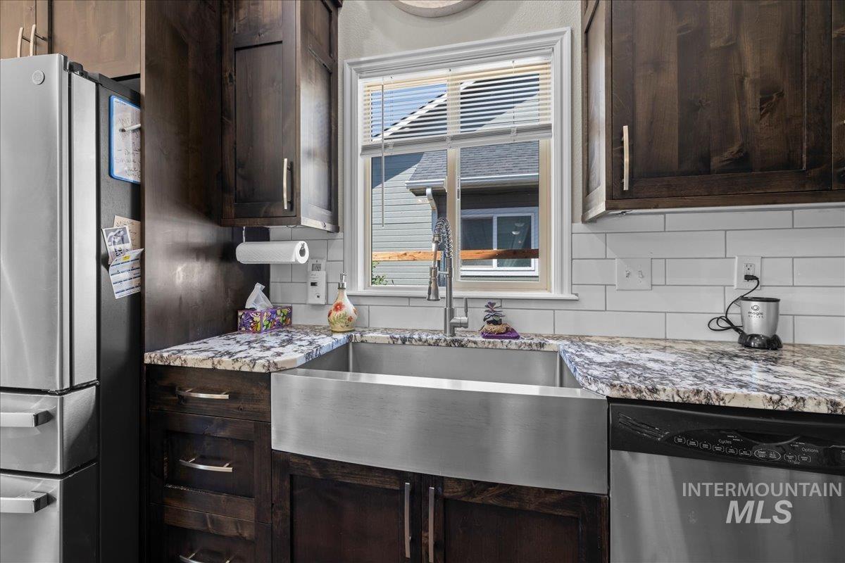 11391 W Andromeda St, Star, Idaho 83669, 3 Bedrooms, 2.5 Bathrooms, Residential For Sale, Price $430,000,MLS 98957425