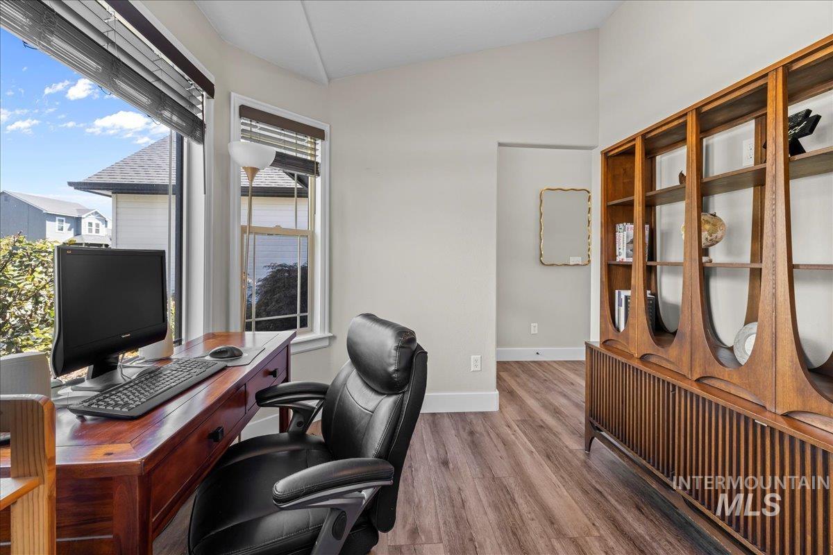 11391 W Andromeda St, Star, Idaho 83669, 3 Bedrooms, 2.5 Bathrooms, Residential For Sale, Price $430,000,MLS 98957425