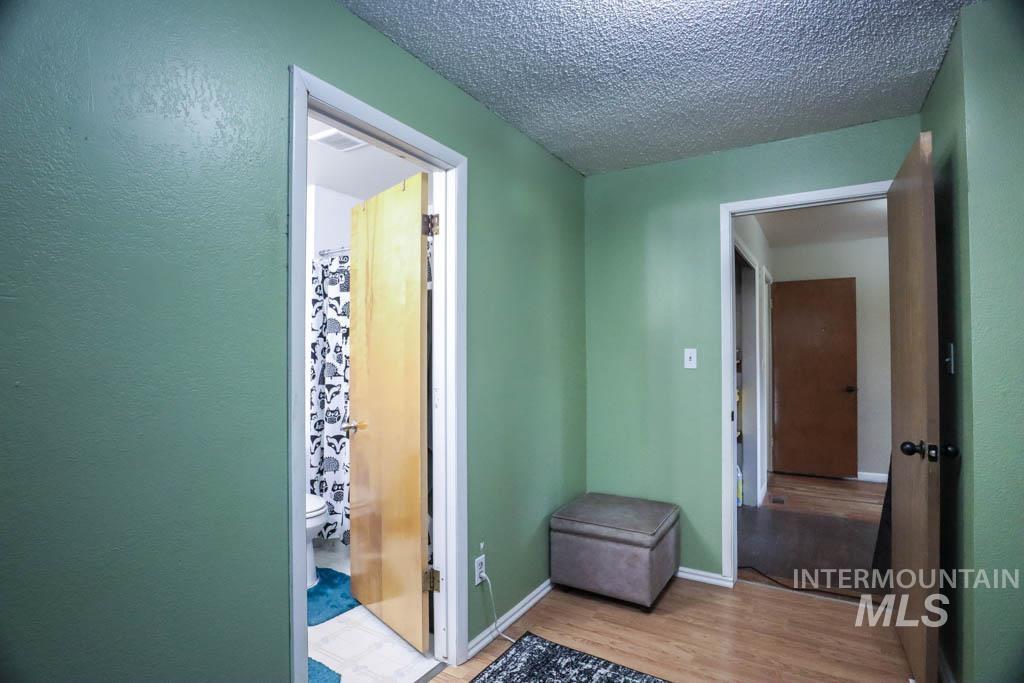 99 NW 9th St, Ontario, Oregon 97914-0000, 3 Bedrooms, 2 Bathrooms, Residential For Sale, Price $264,999,MLS 98957460