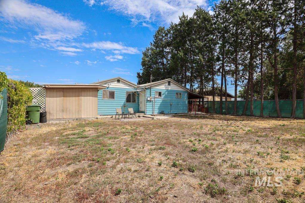 99 NW 9th St, Ontario, Oregon 97914-0000, 3 Bedrooms, 2 Bathrooms, Residential For Sale, Price $264,999,MLS 98957460